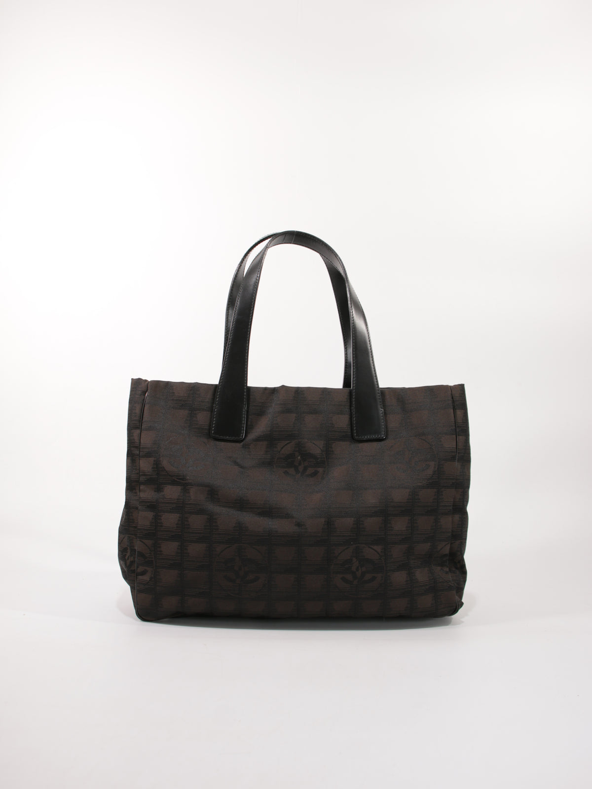 CHANEL - Travel Line