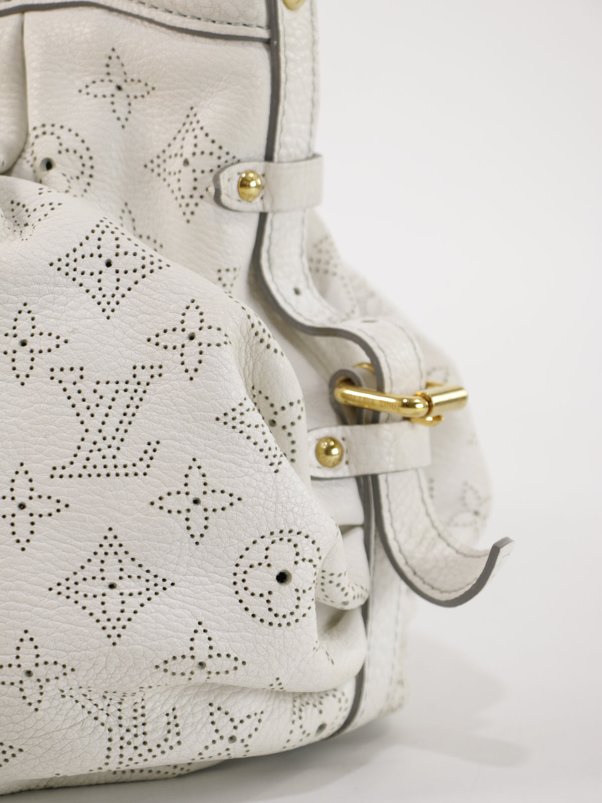 Louis Vuitton Mahina XS