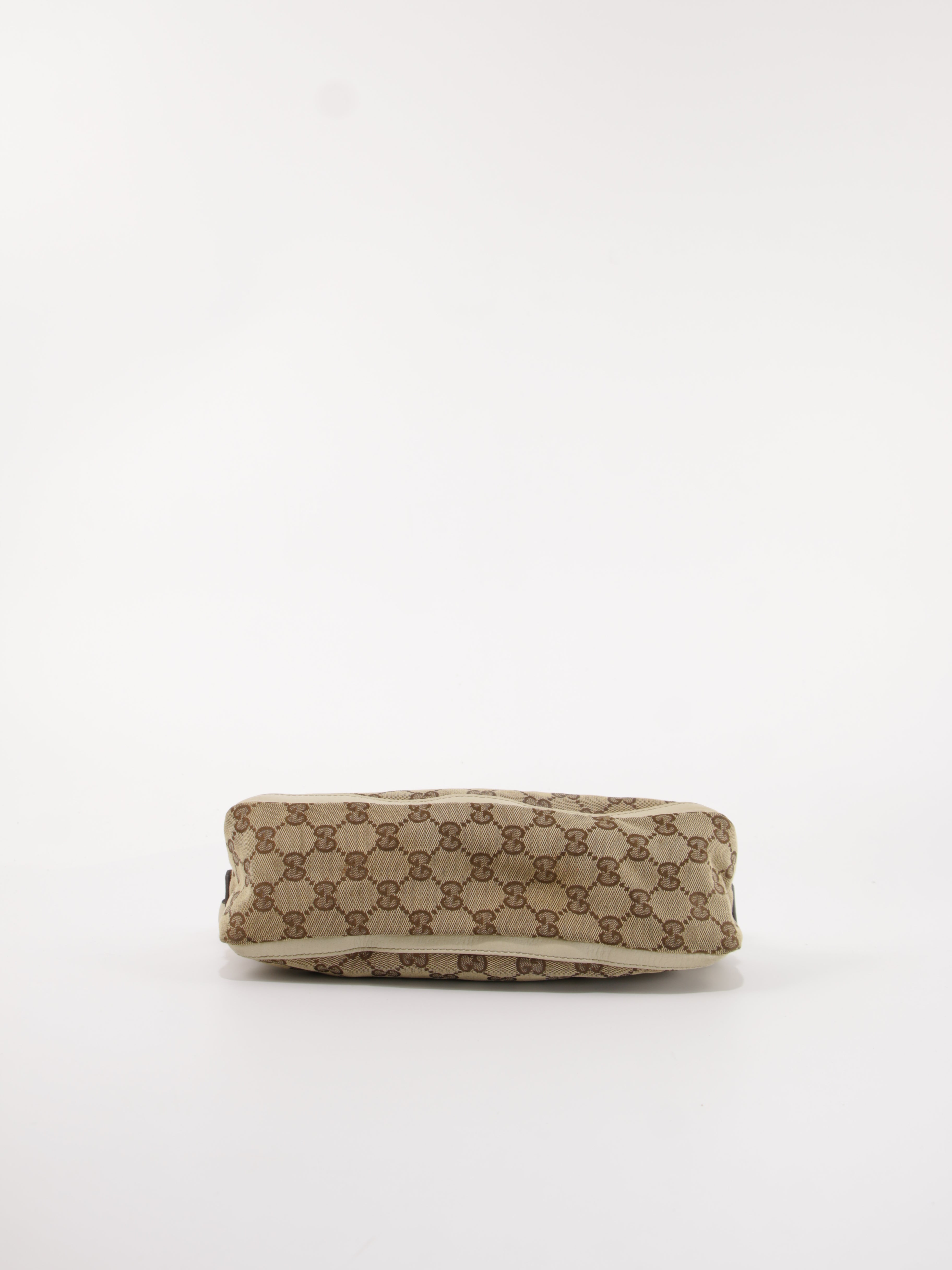 Abbey D-Ring Pochette