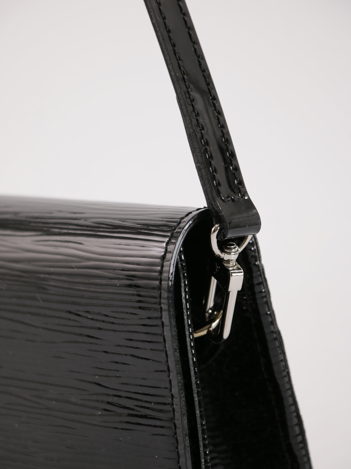 Louis Vuitton Shoulder Bag