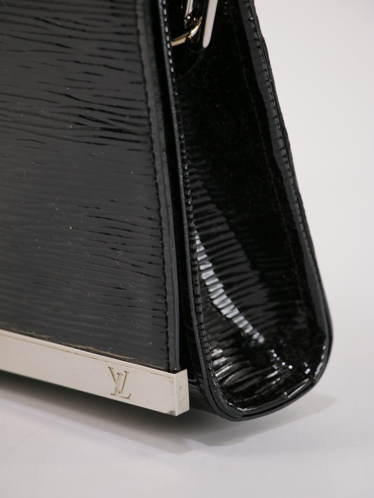 Louis Vuitton Shoulder Bag