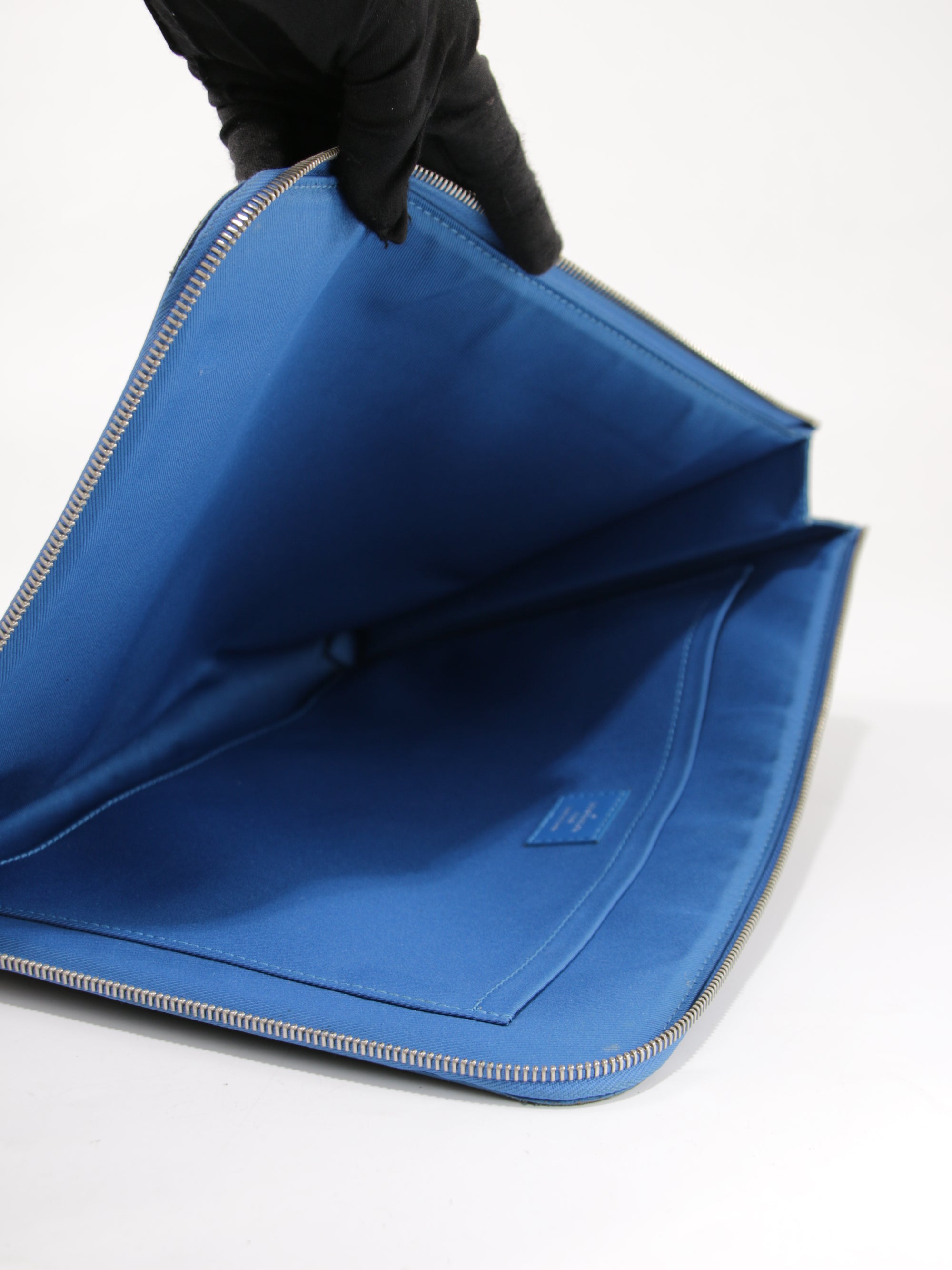 Computer case