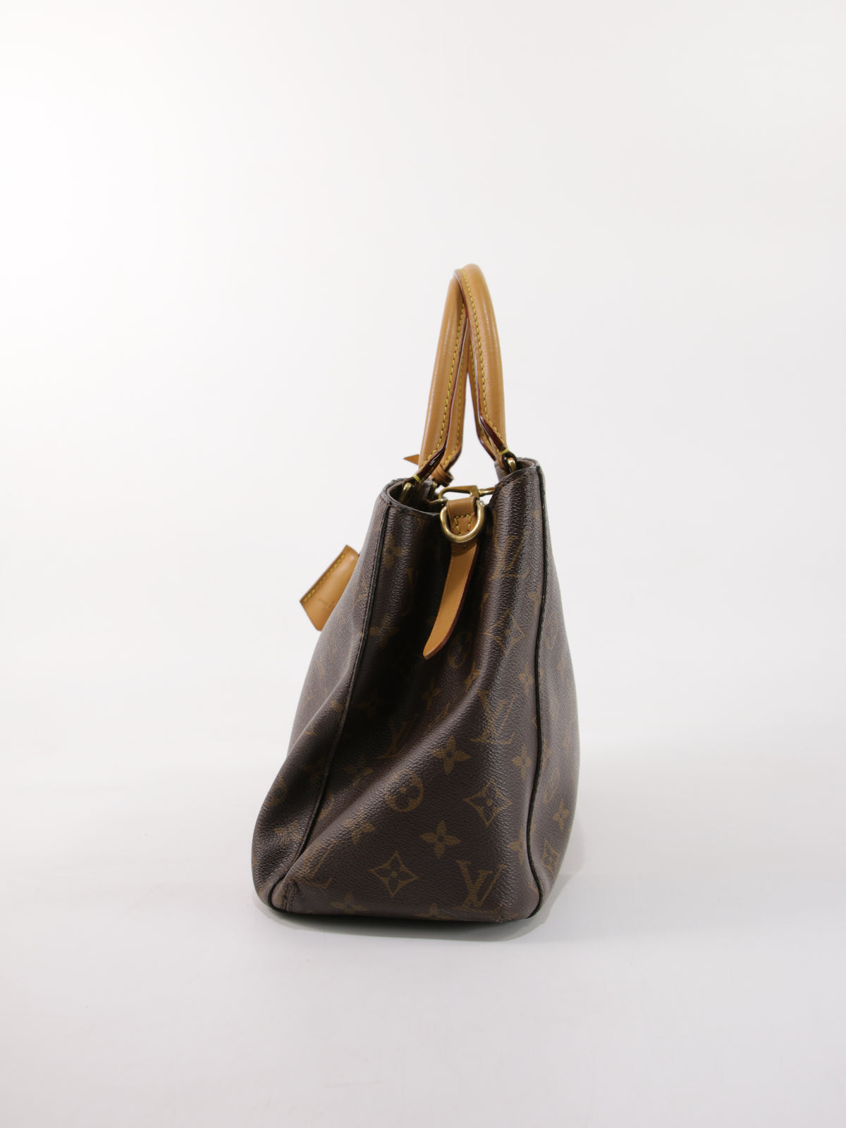 Louis Vuitton Montaigne MM