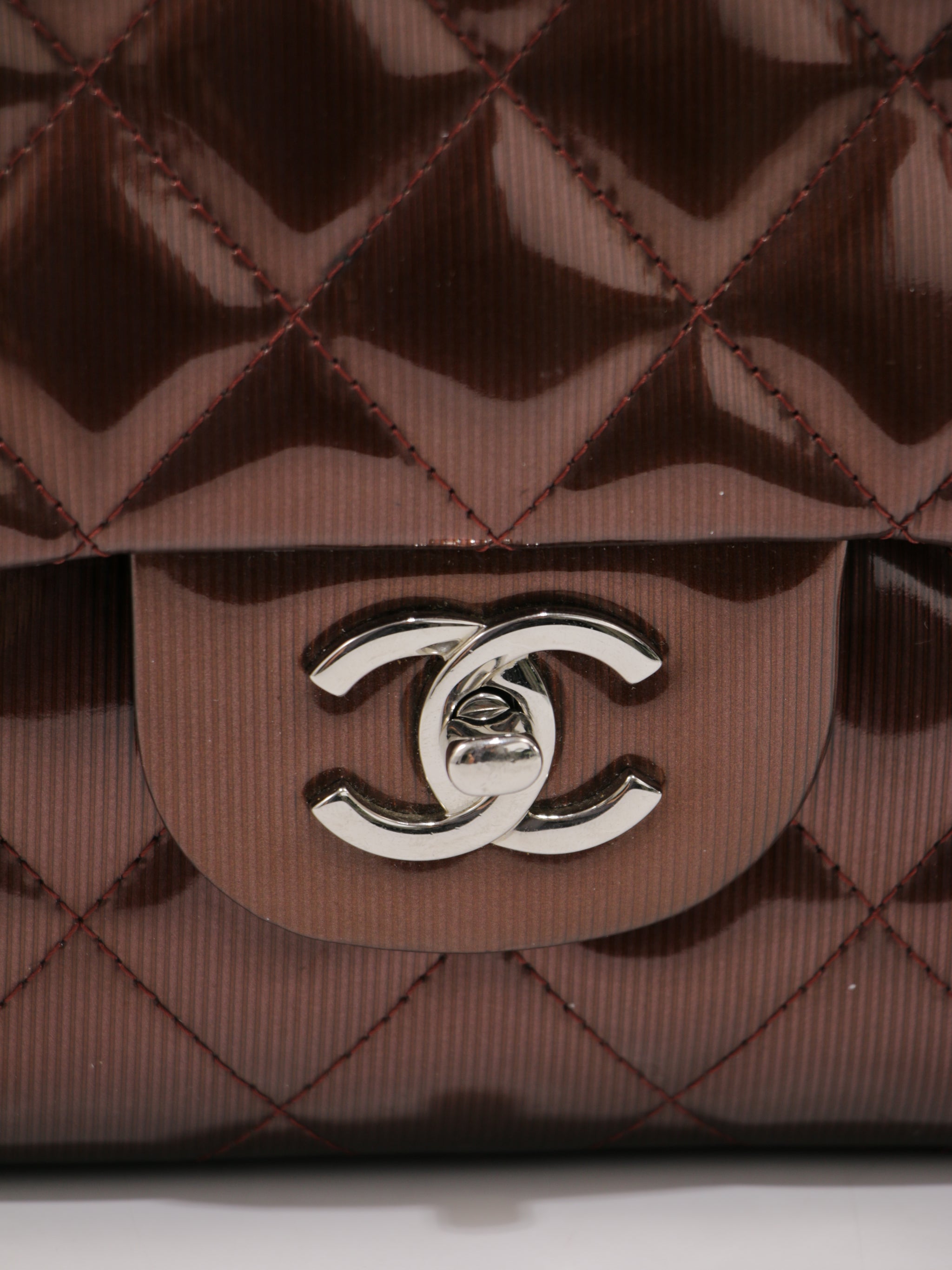 Jumbo Classic Flap