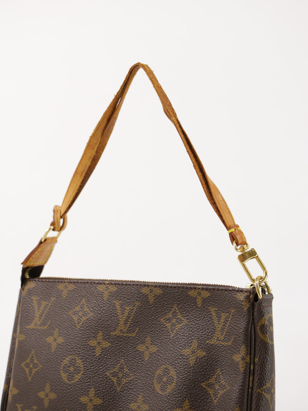 Louis Vuitton Accessories Pochette