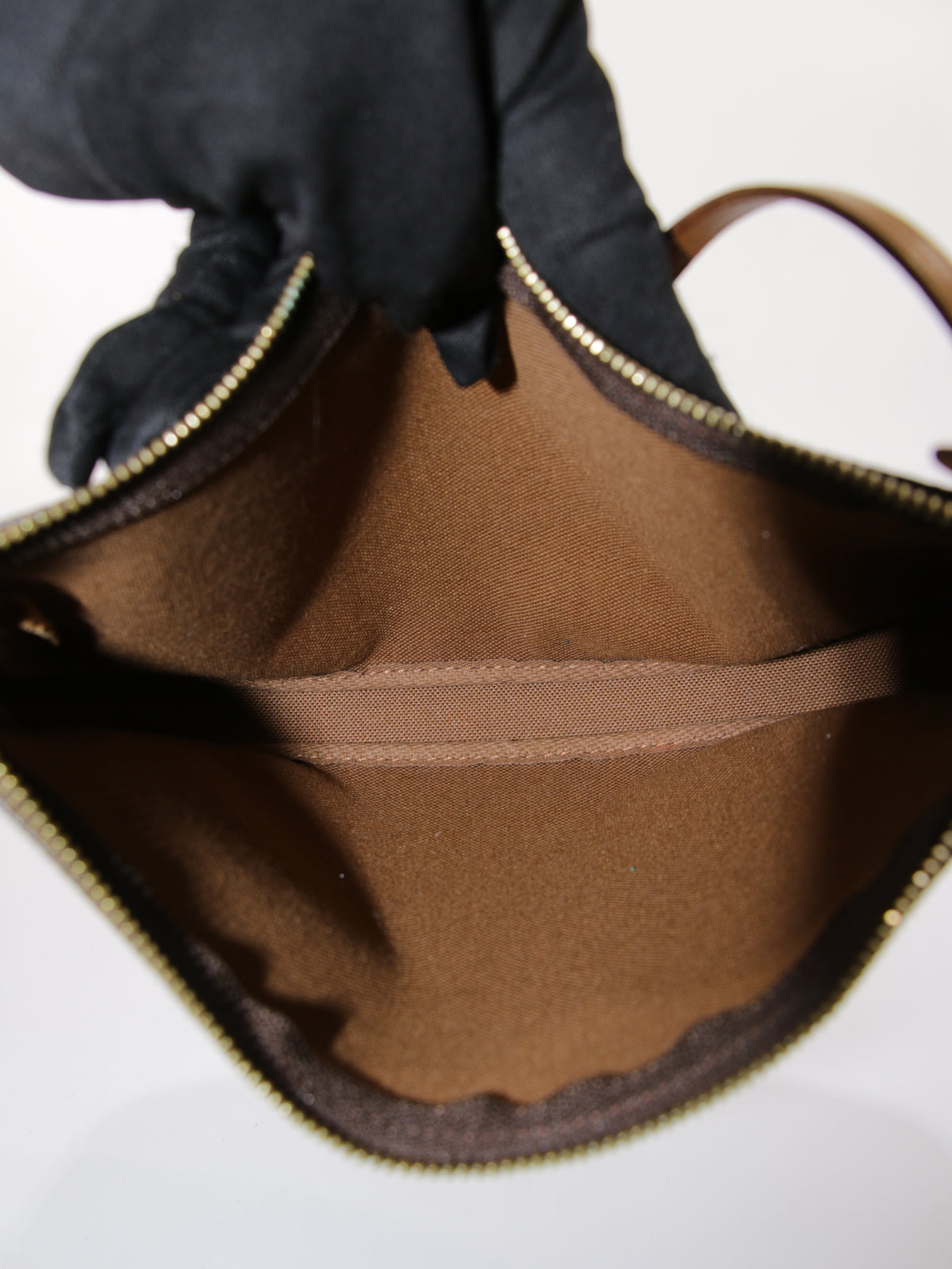 Louis Vuitton Accessories Pochette
