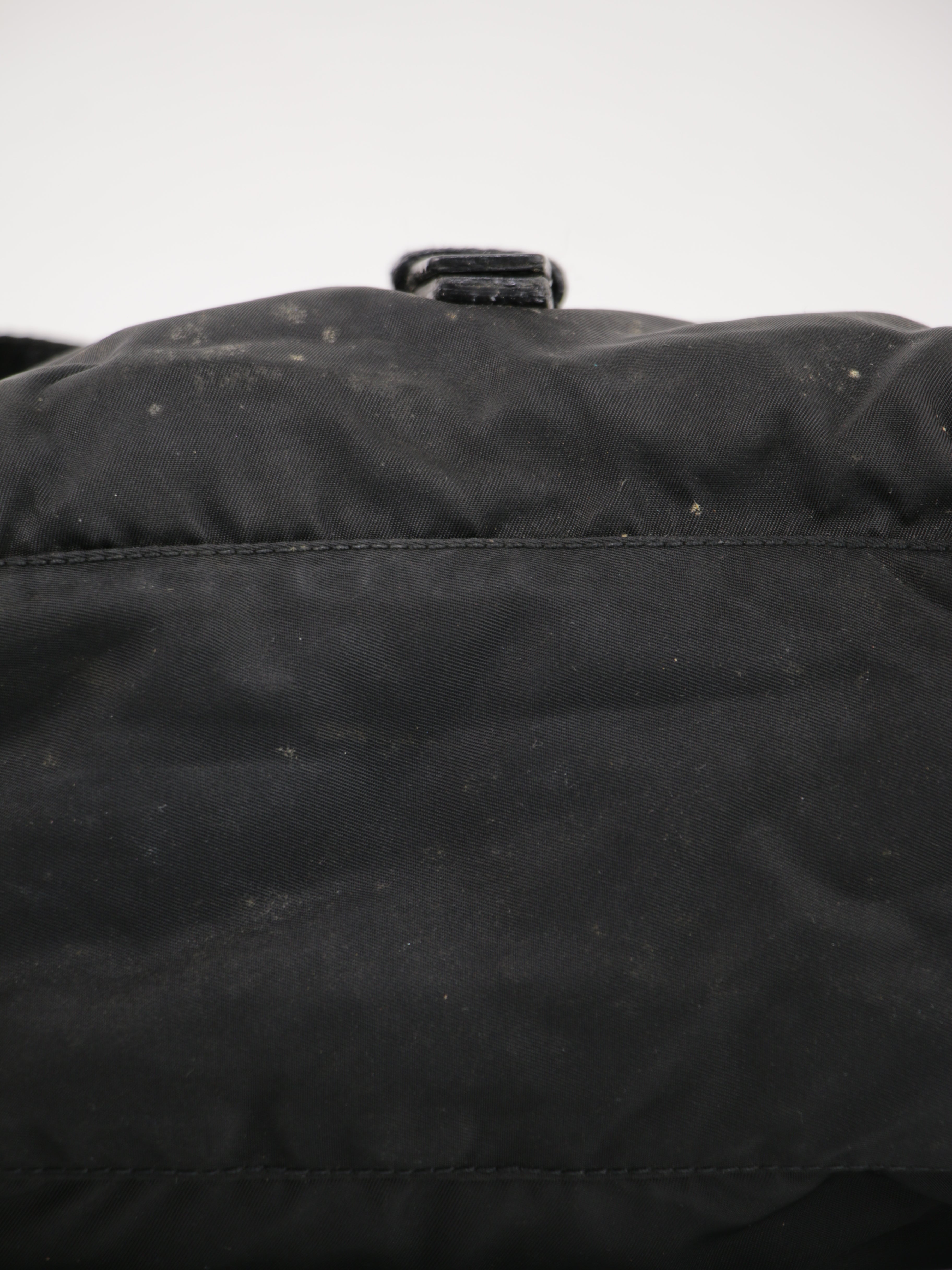 Single Buckle Messenger