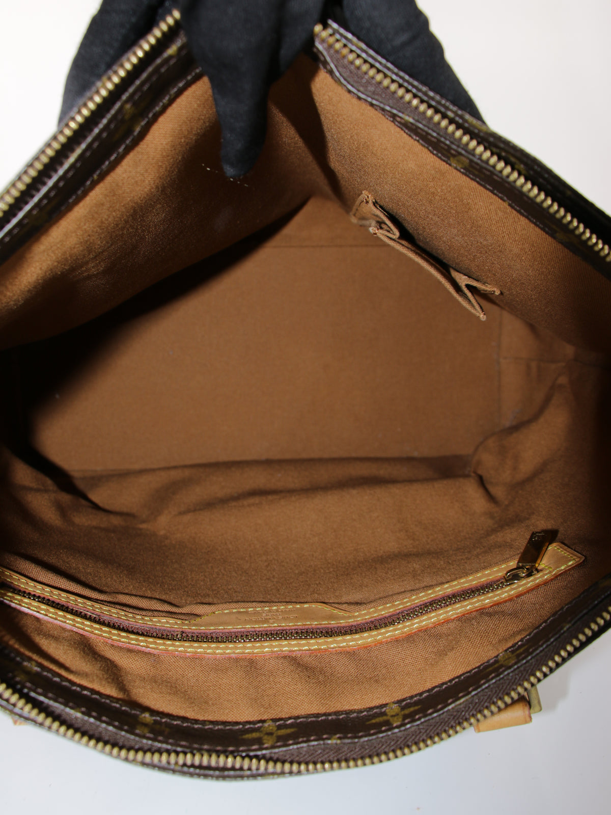 Louis Vuitton Cabas Mezzo