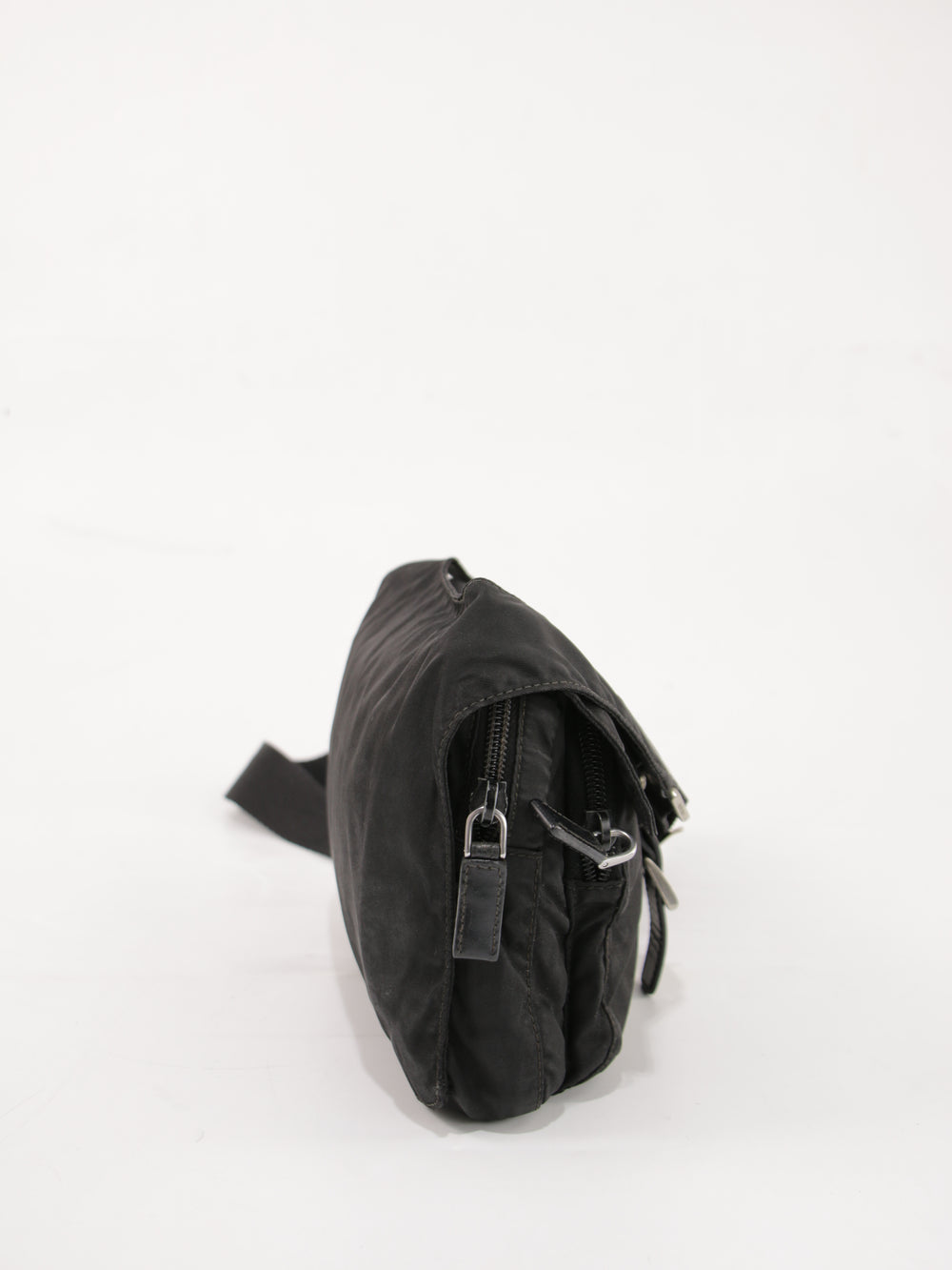 Single Buckle Messenger