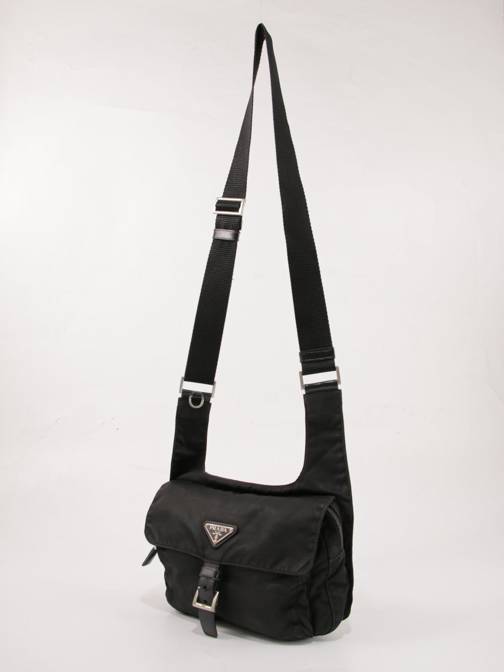 Single Buckle Messenger