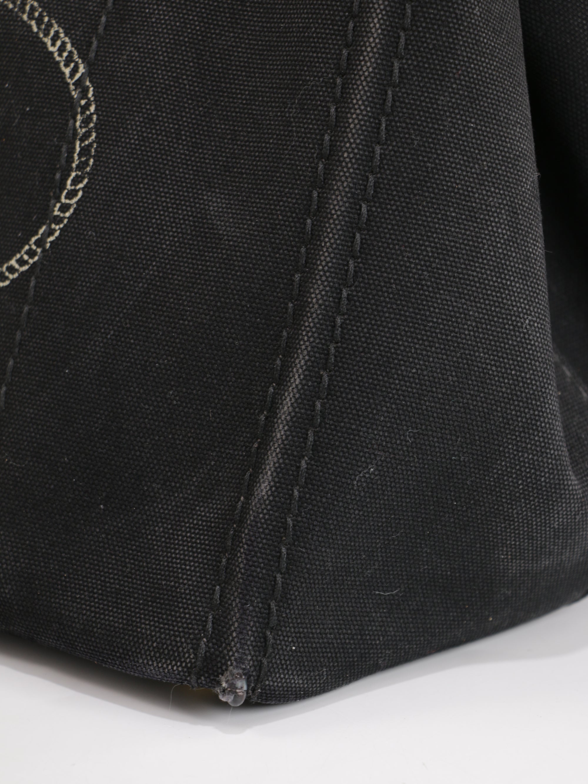 Medium Canapa