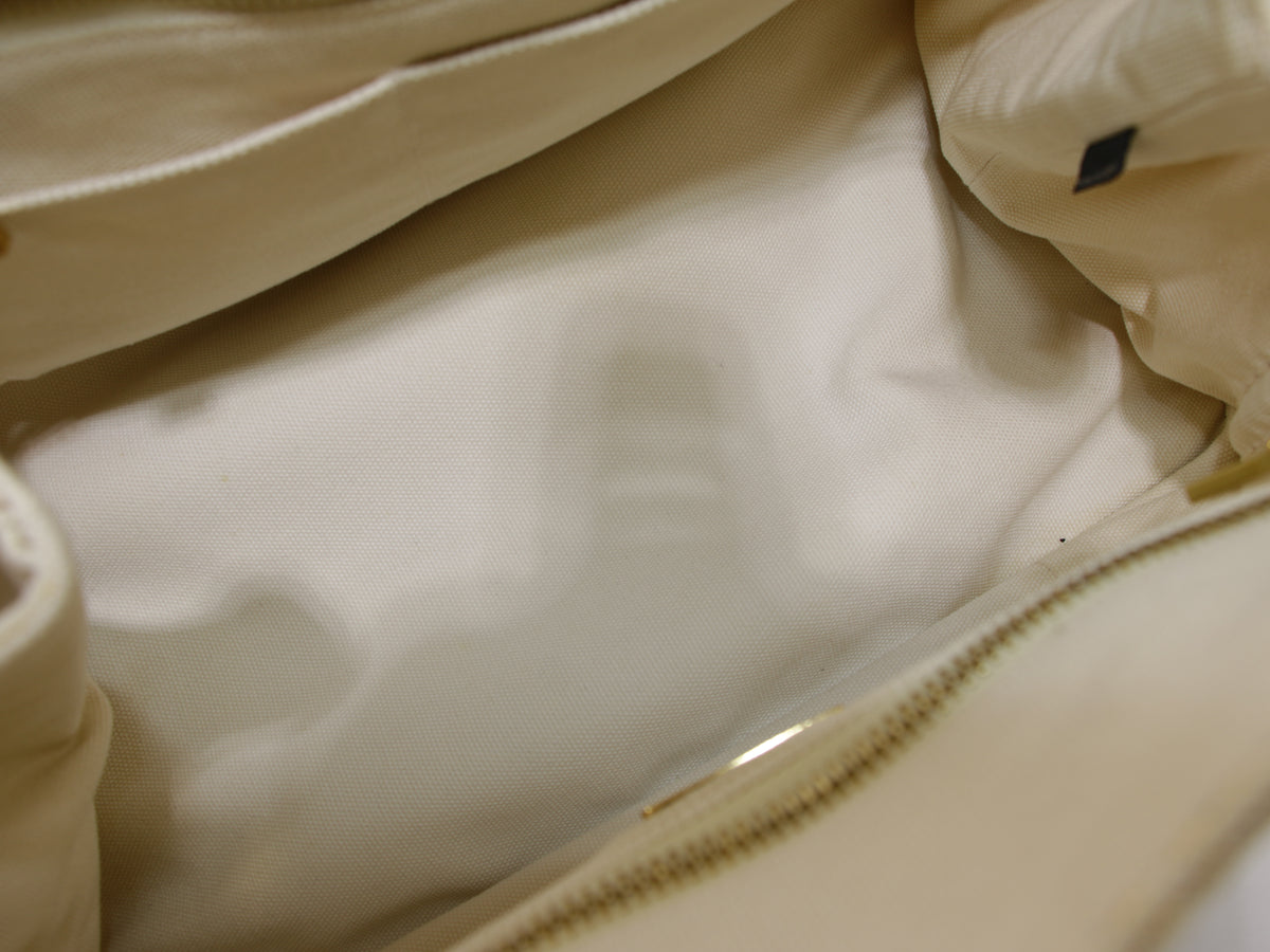 Prada Medium Canapa