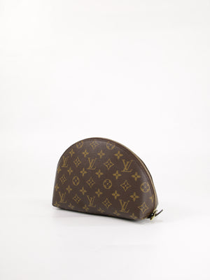 Cosmetic pouch
