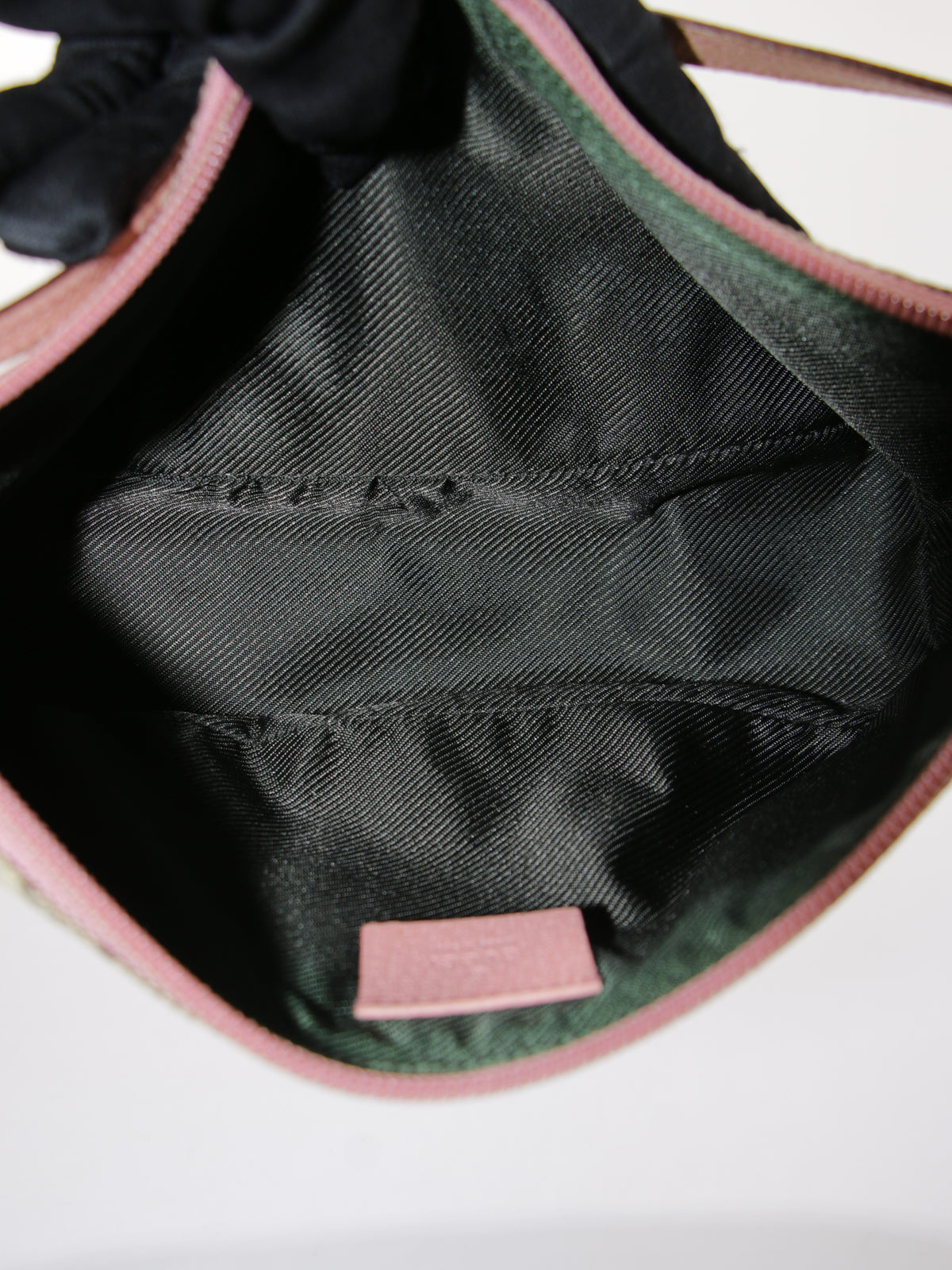 Gucci Boat Baguette