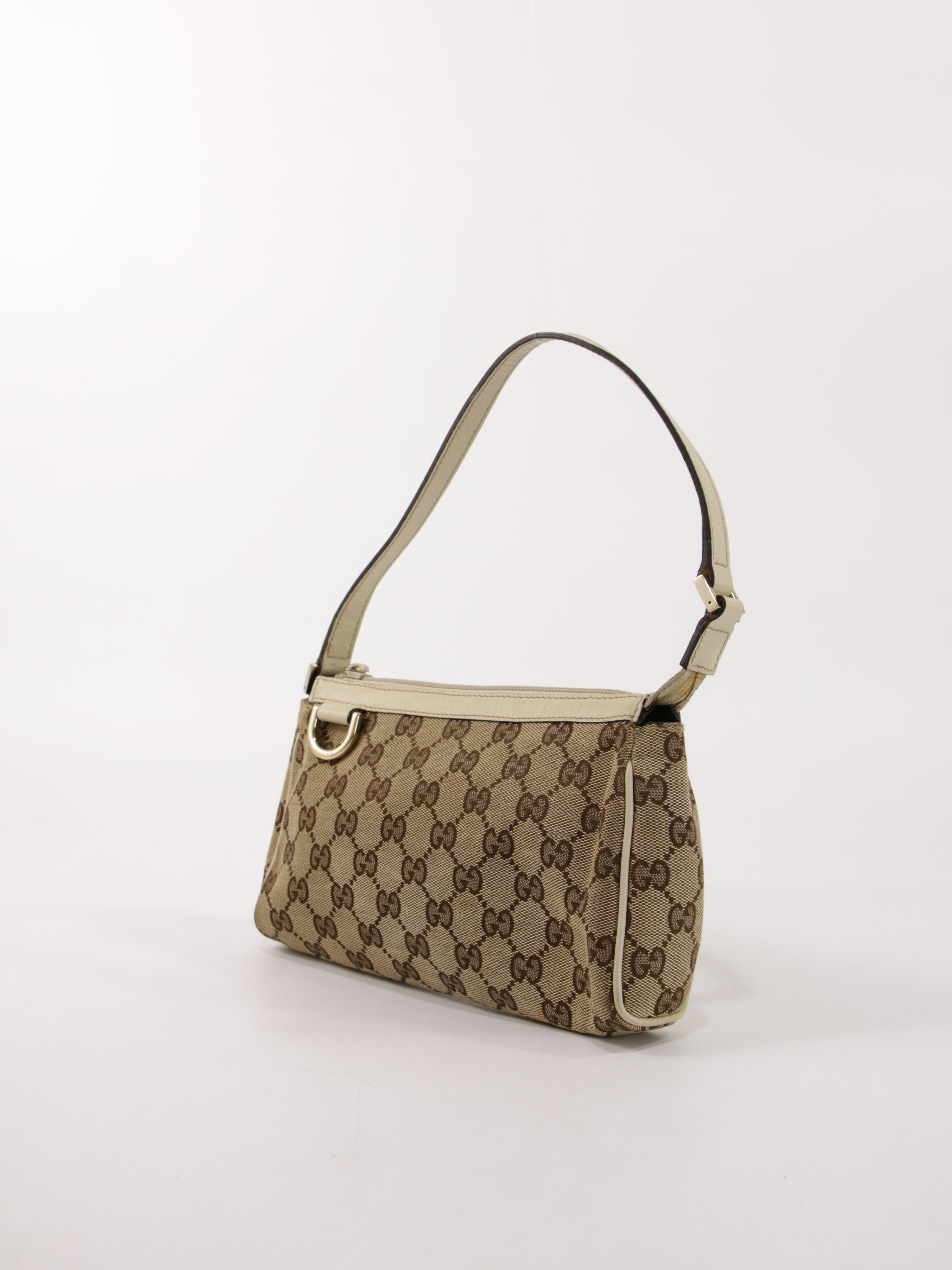 Abbey D-Ring Pochette