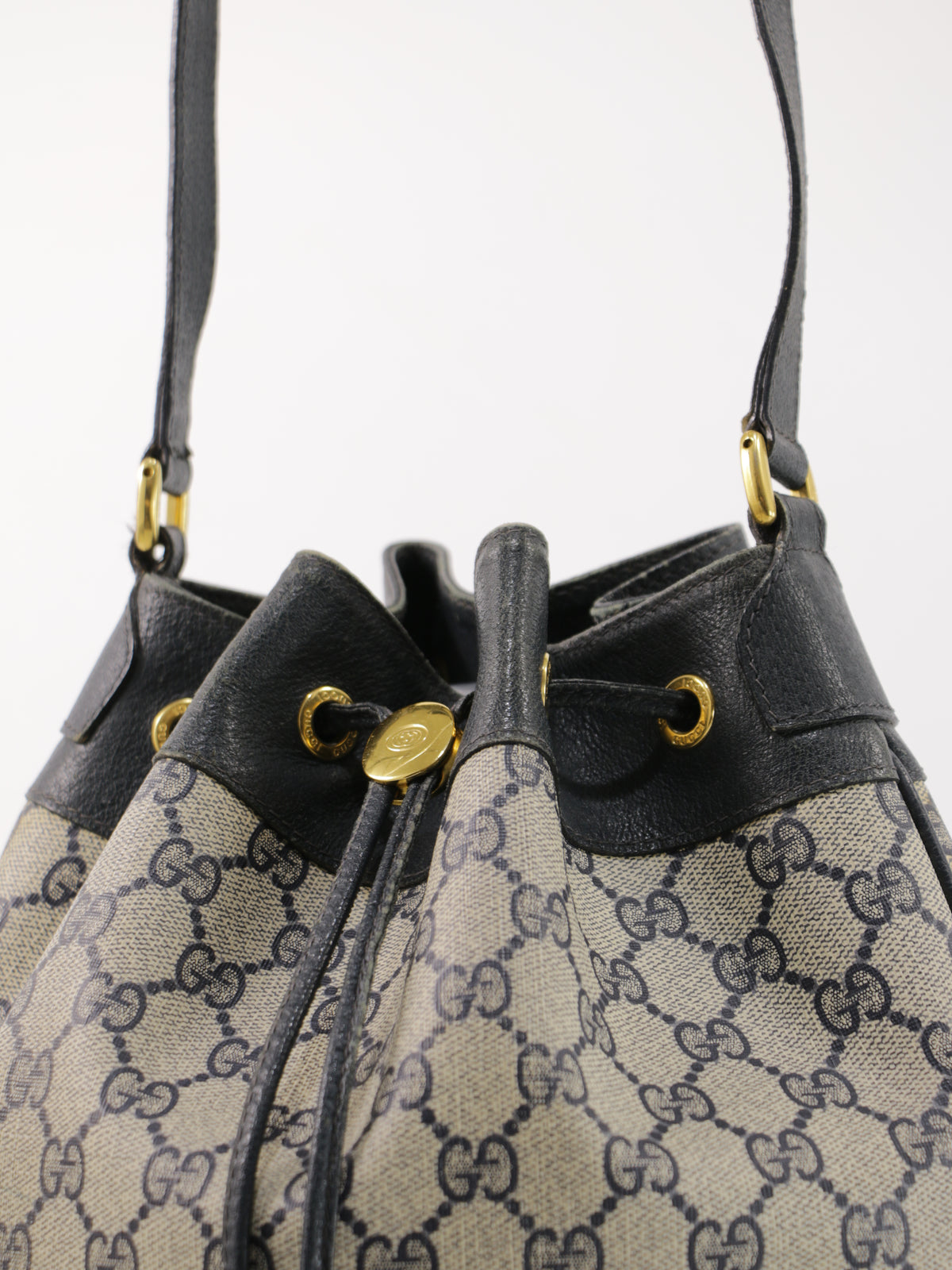 Gucci Shoulder Bag