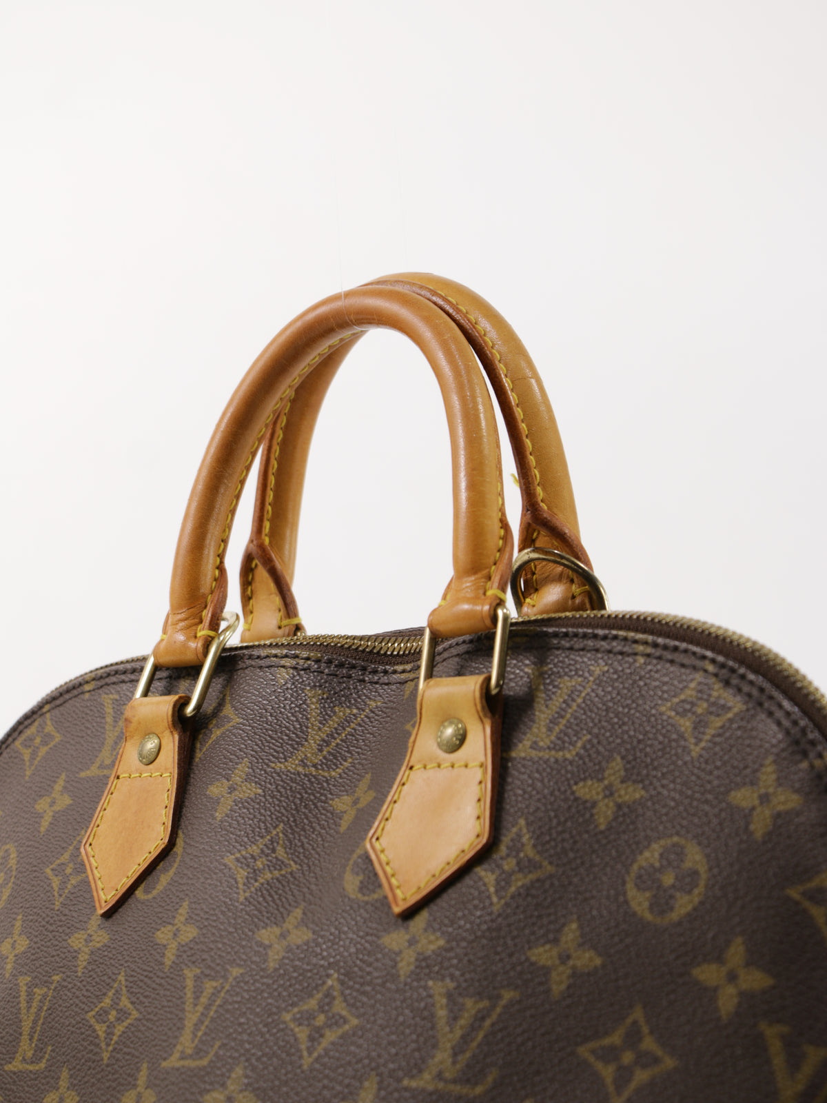 Louis Vuitton Alma PM