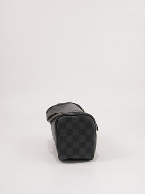 Cosmetic pouch