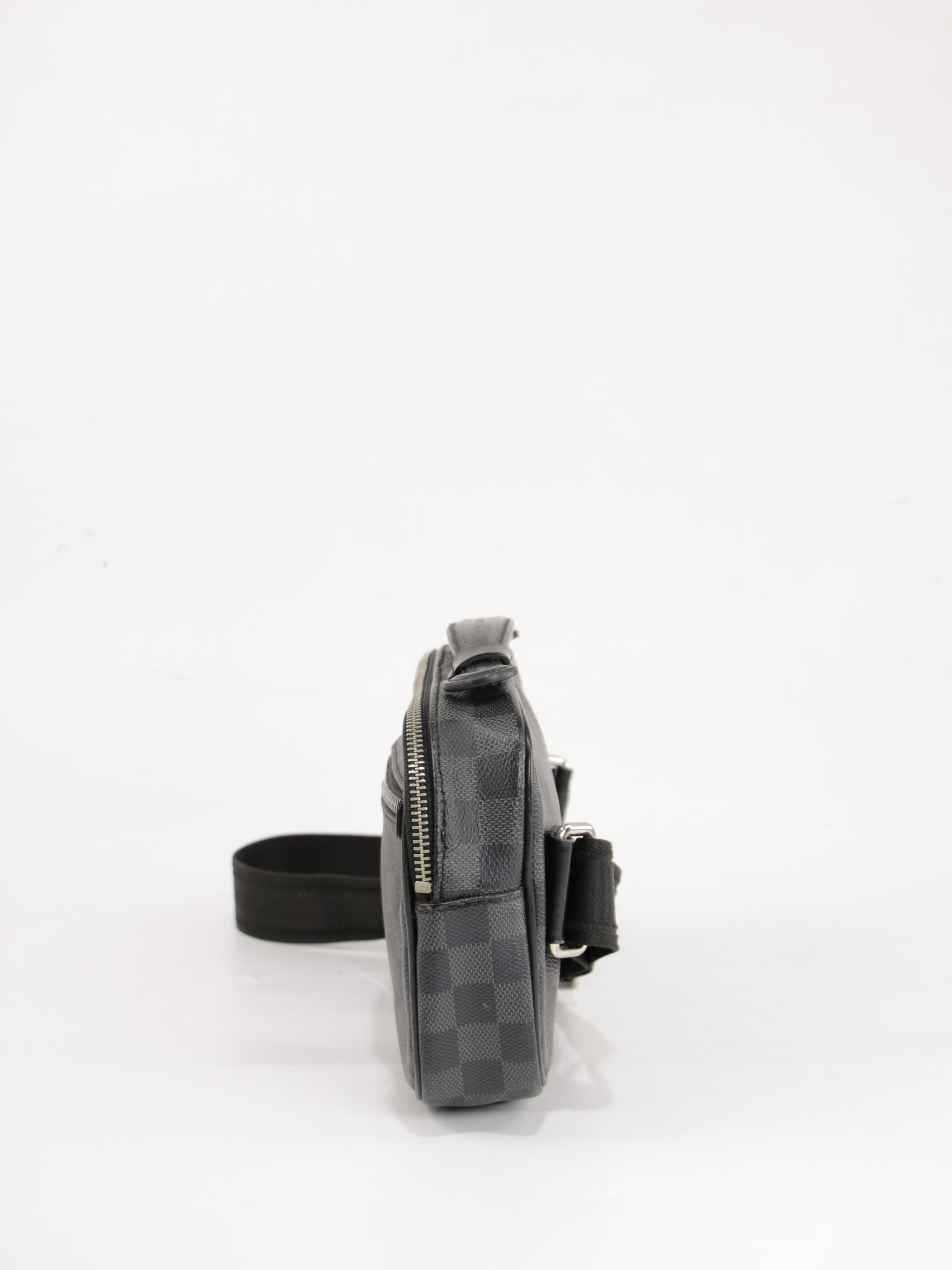 Graphite Ambler