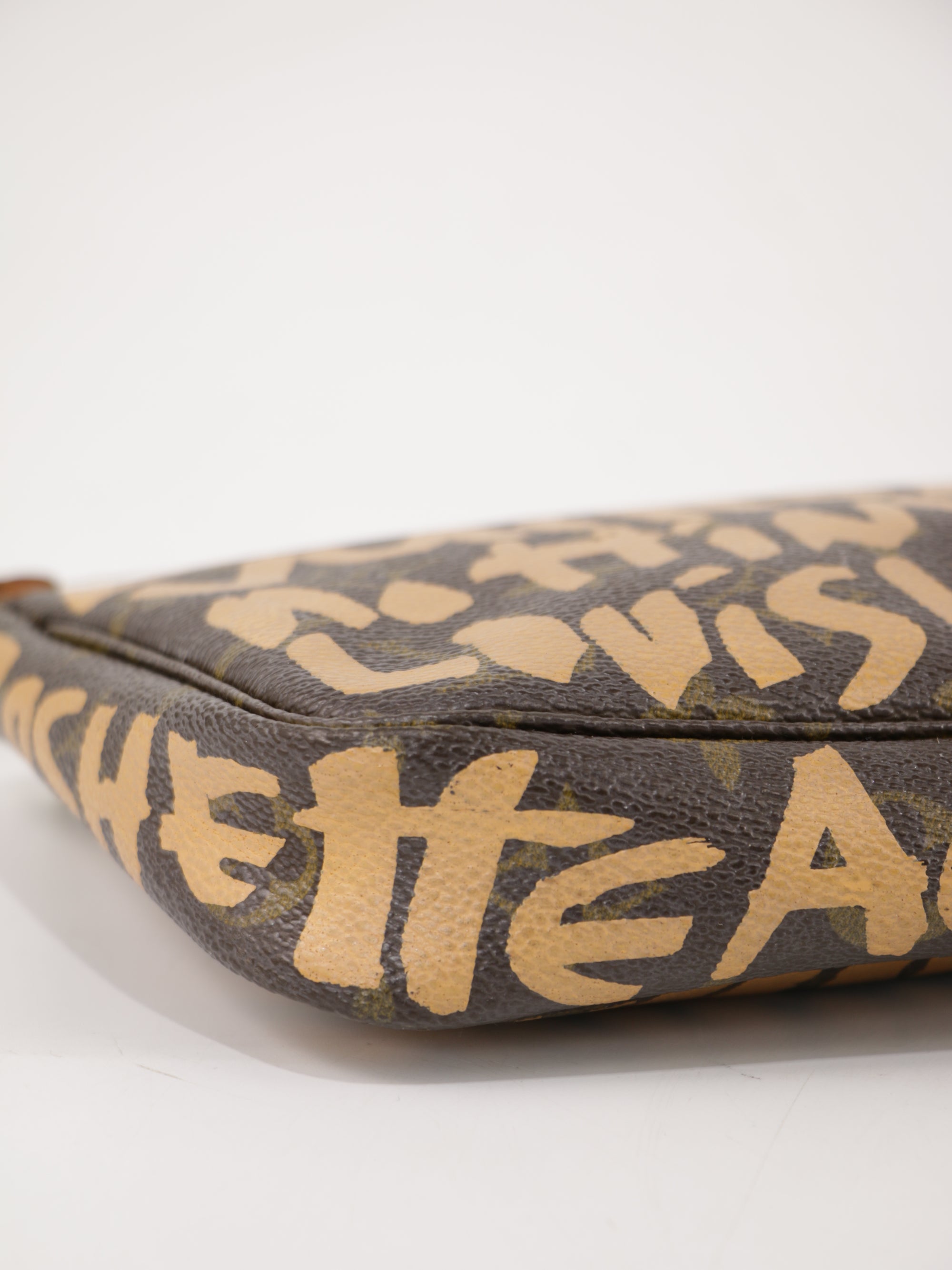 Accessories pochette