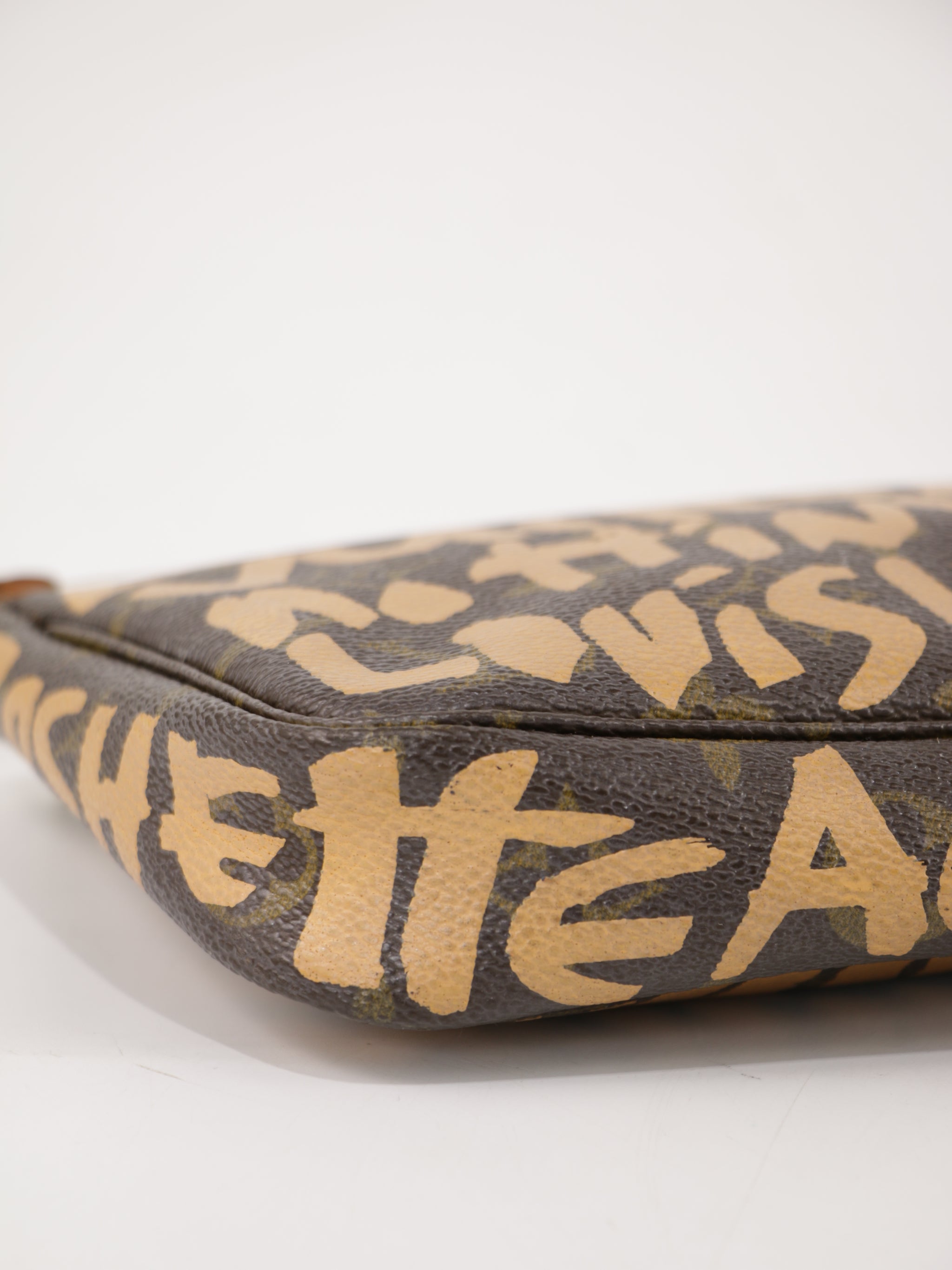 Accessories pochette