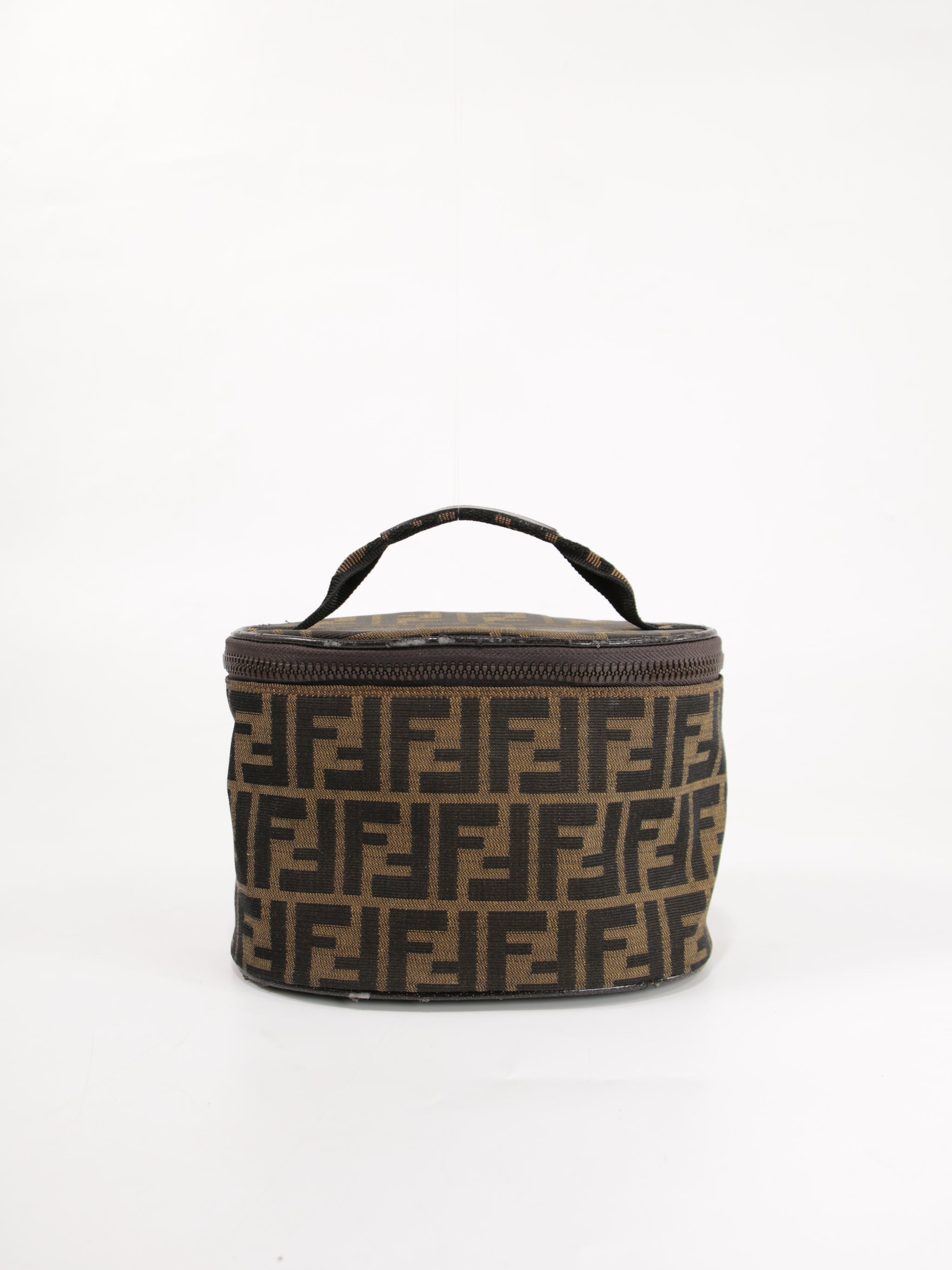 Cosmetic pouch