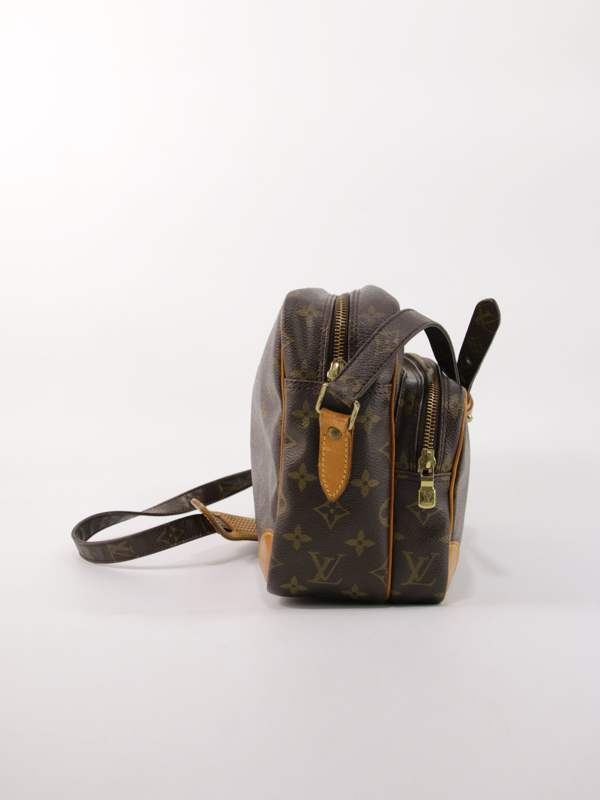 Louis Vuitton Nile PM