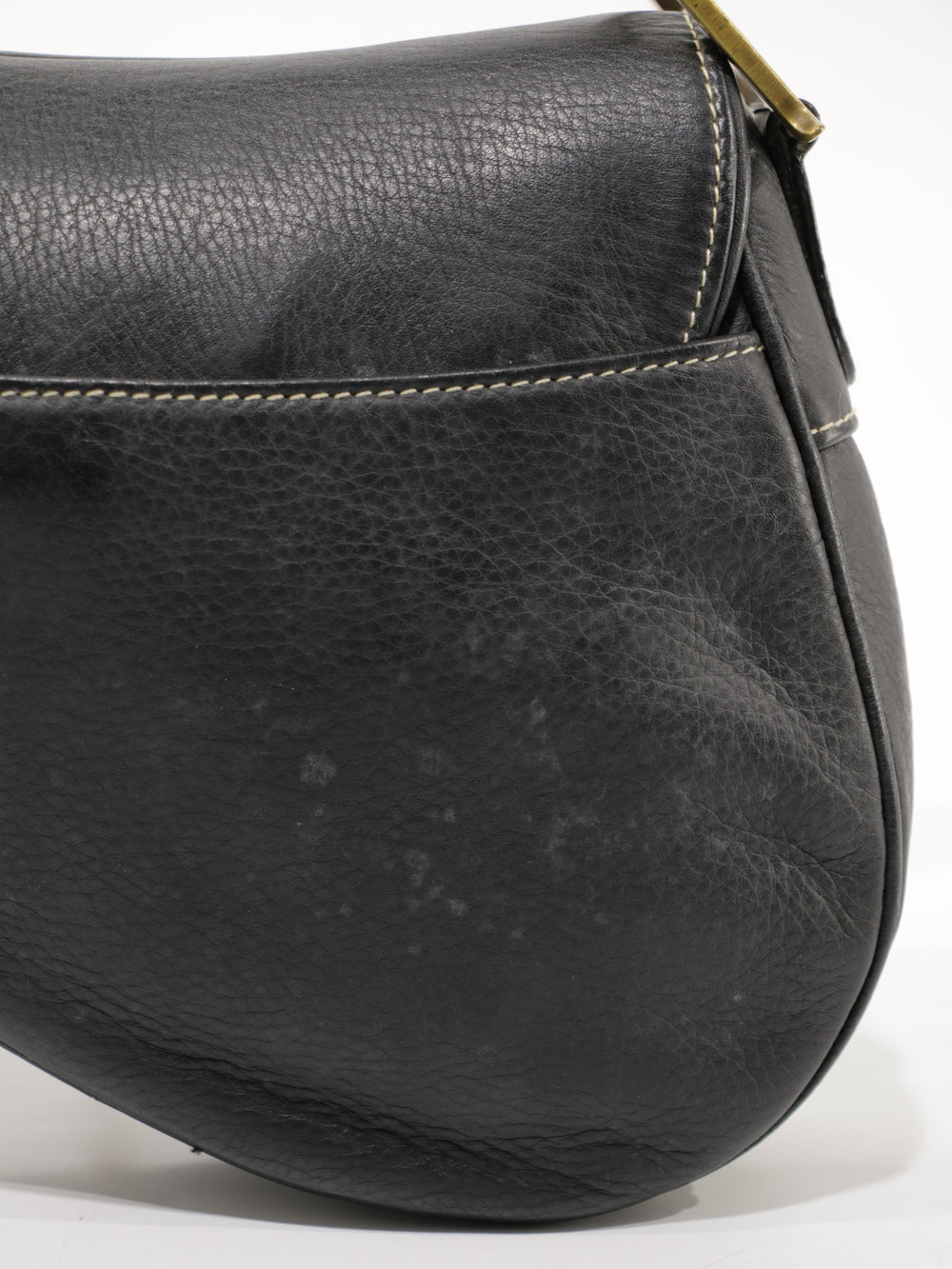 Saddle