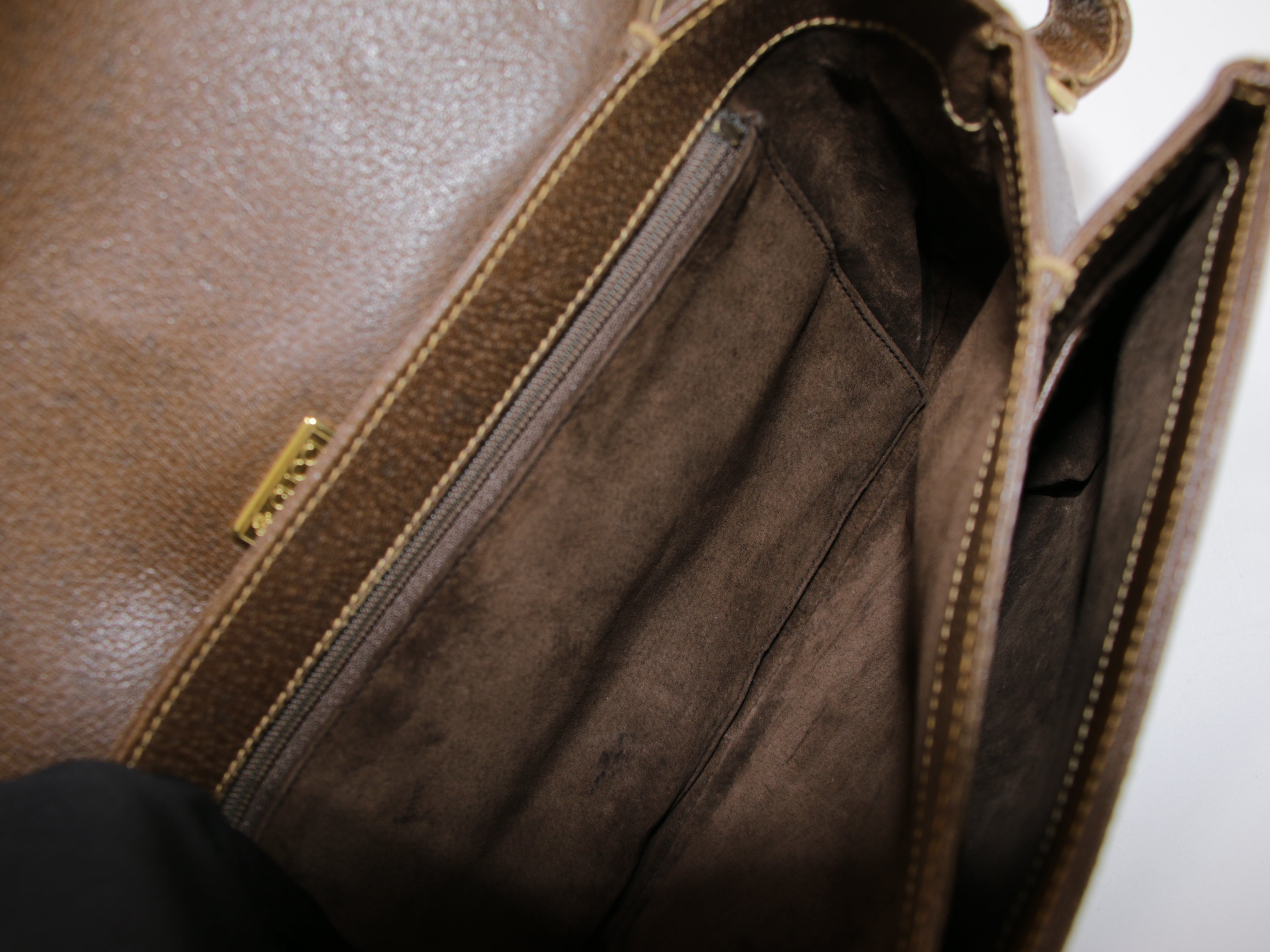 Gucci Shoulder Bag