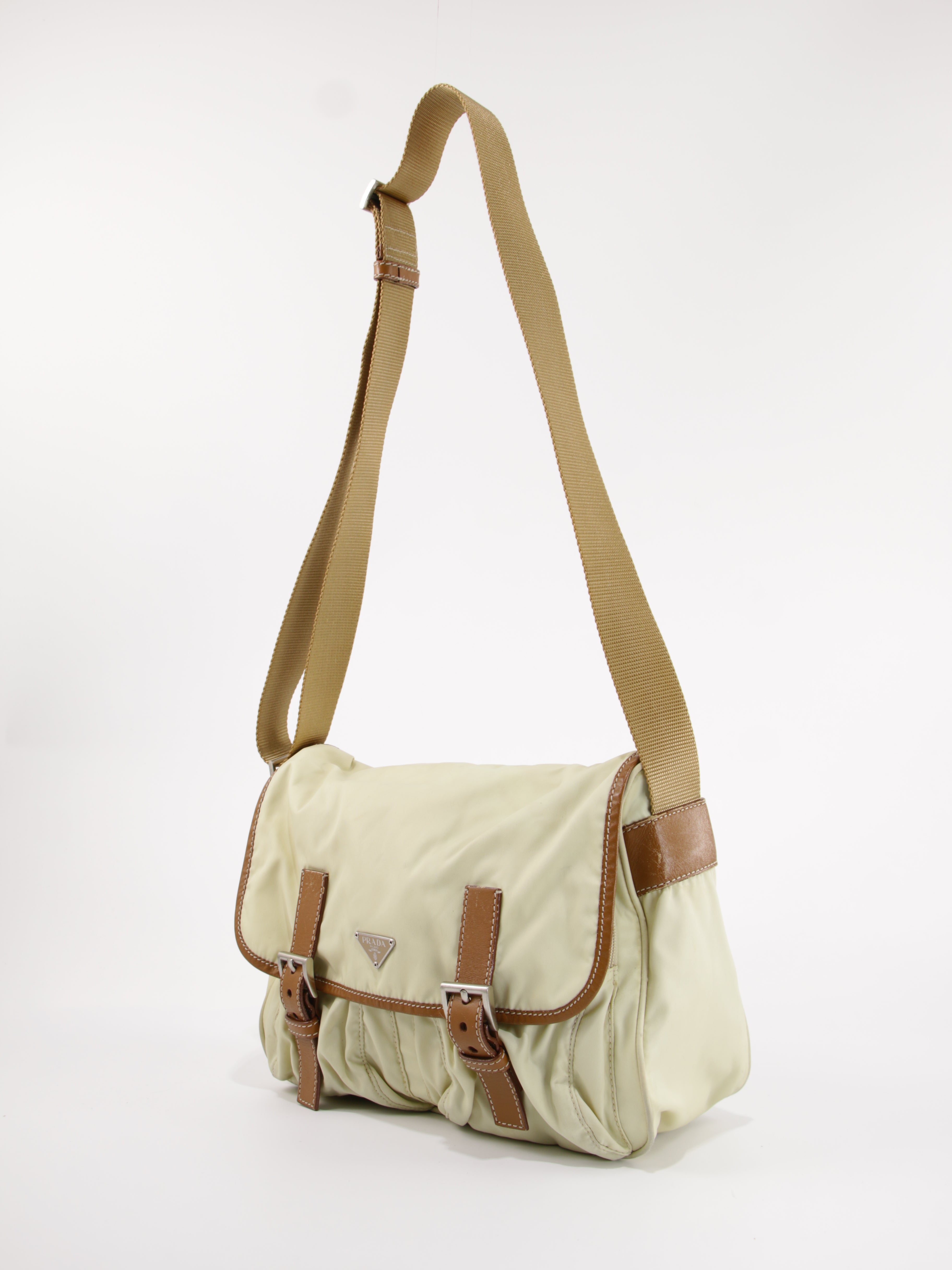Double Buckle Messenger