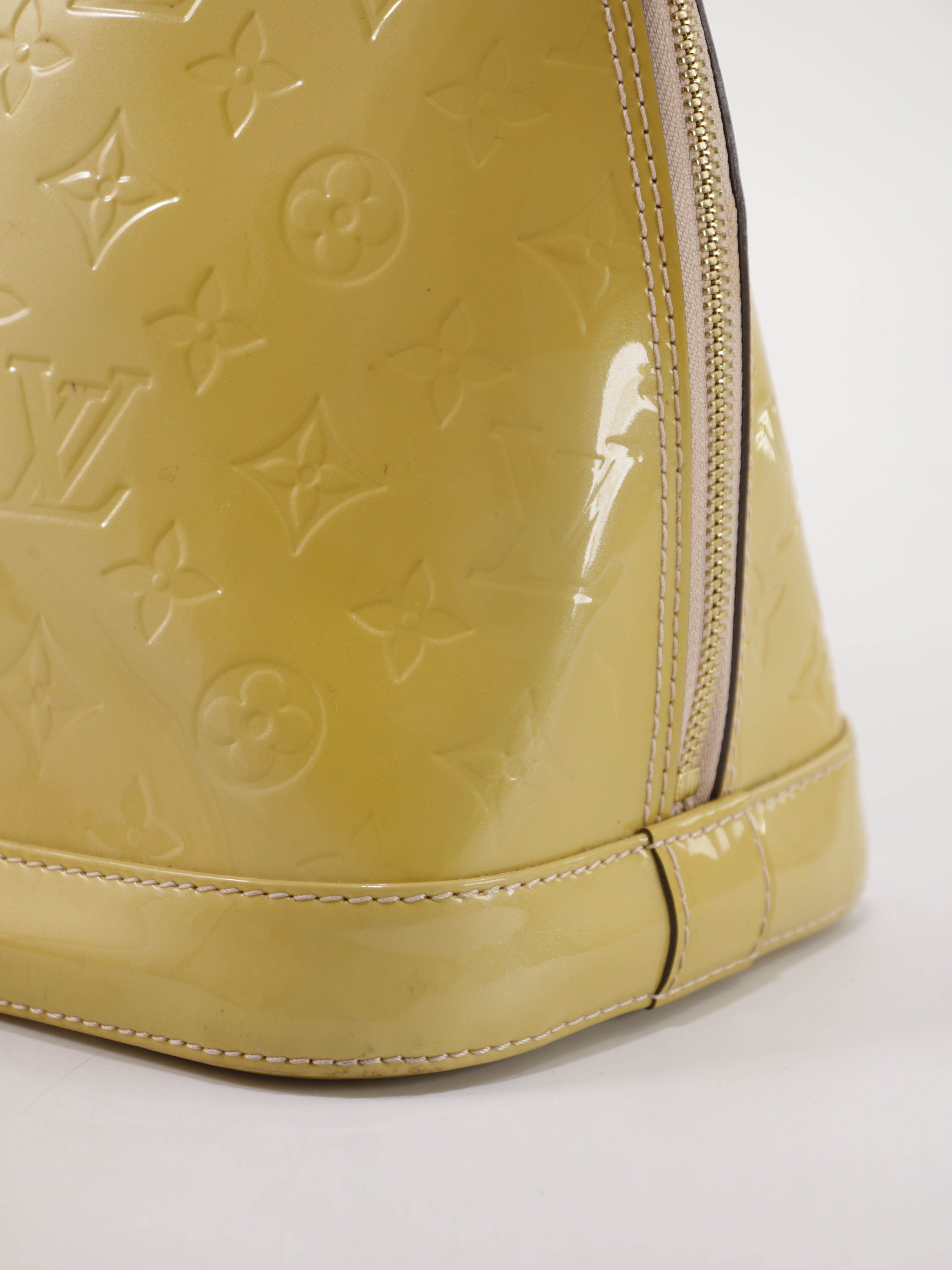 Louis Vuitton Alma PM