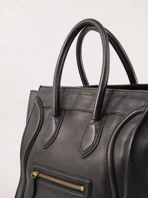 Medium luggage