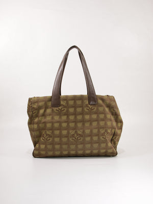 Medium New Travel Line Tote