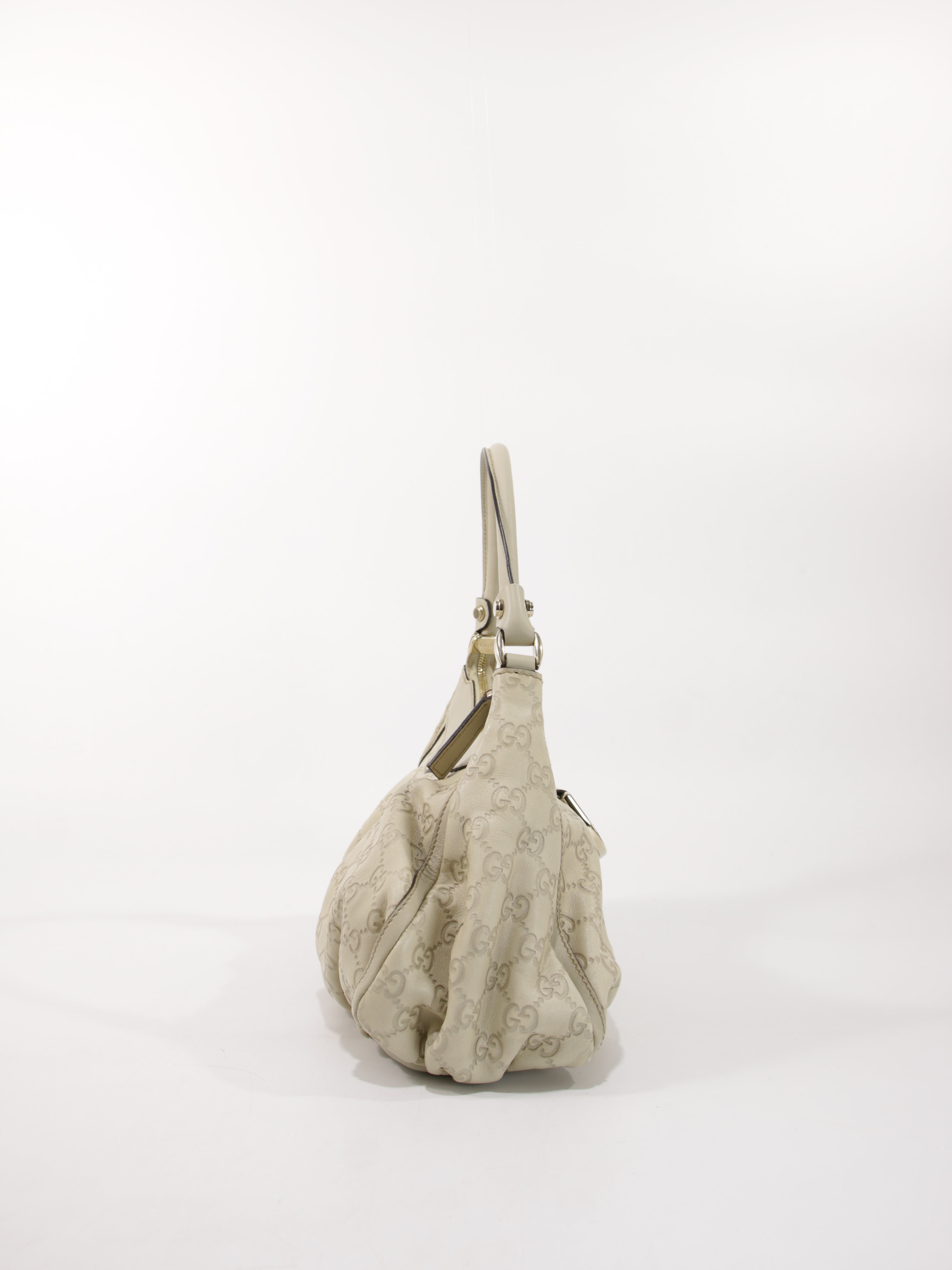 Abbey D-Ring Small