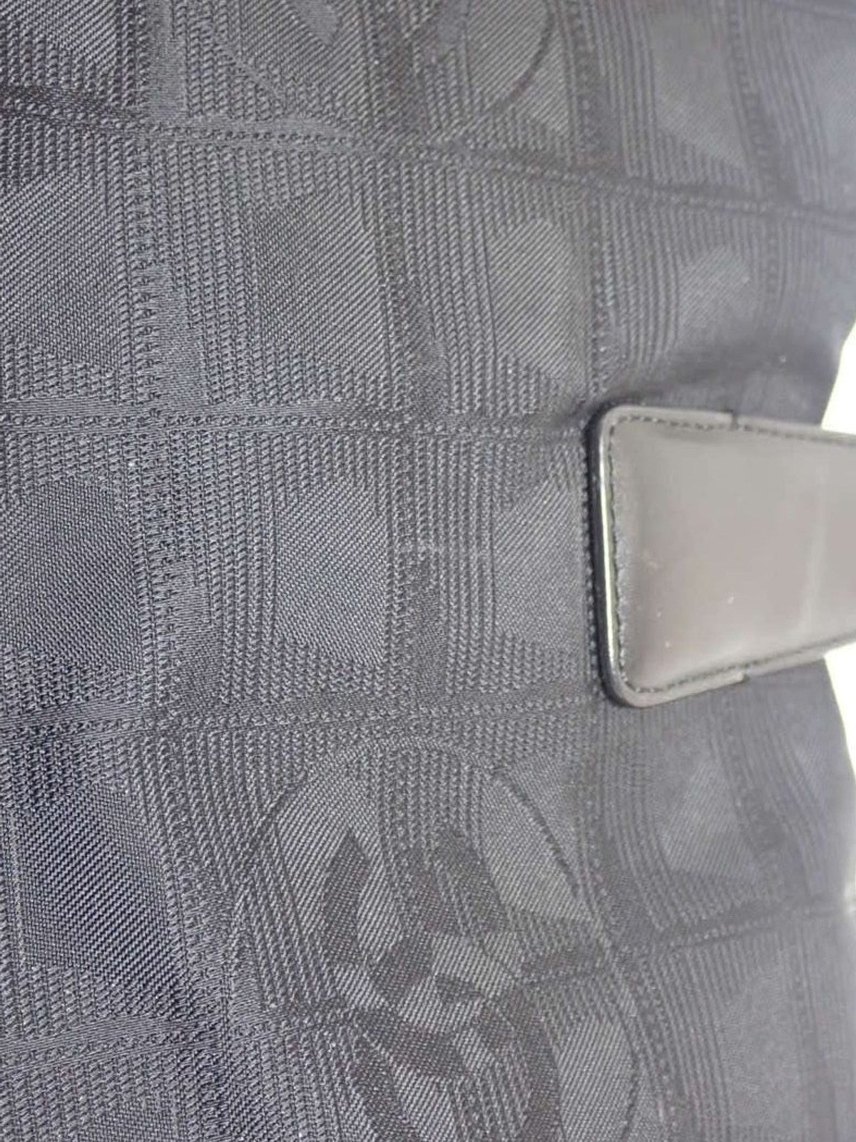 Medium New Travel Line Tote