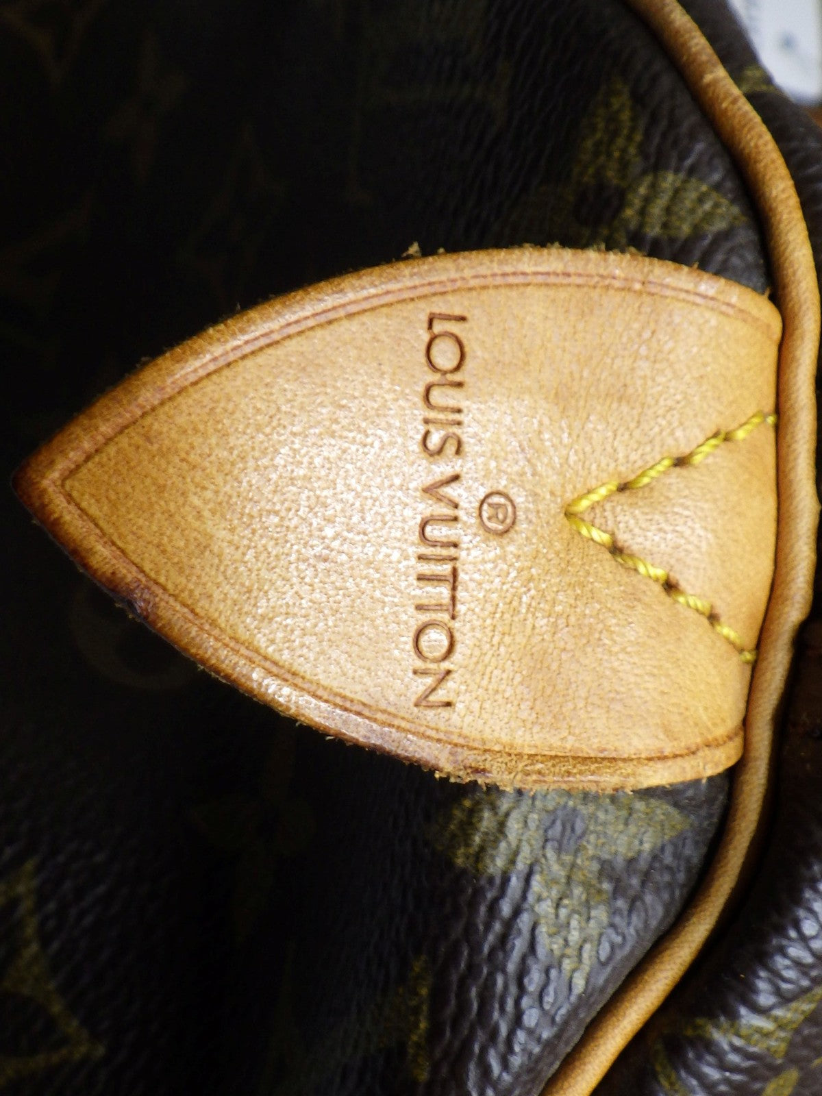 Louis Vuitton Speedy 40