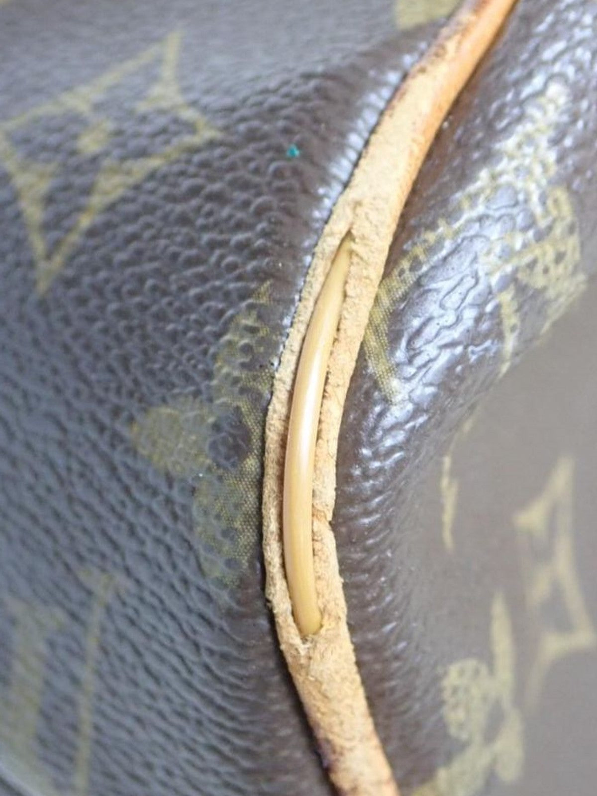 Louis Vuitton Batignolles