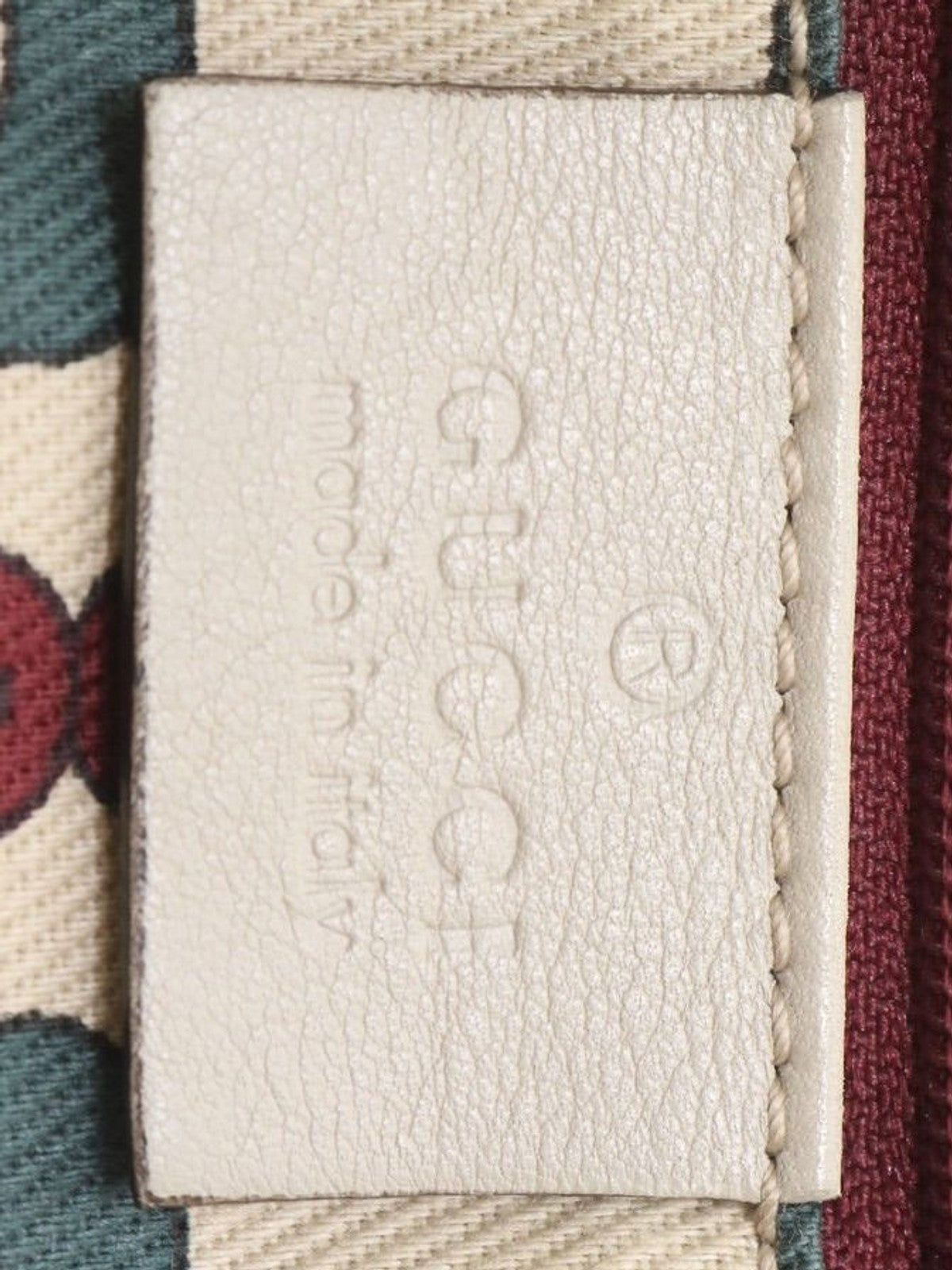 Gucci Abbey D-Ring Small