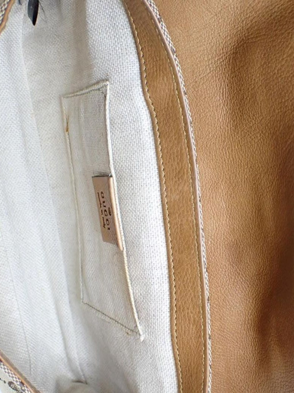 Gucci Shoulder Bag