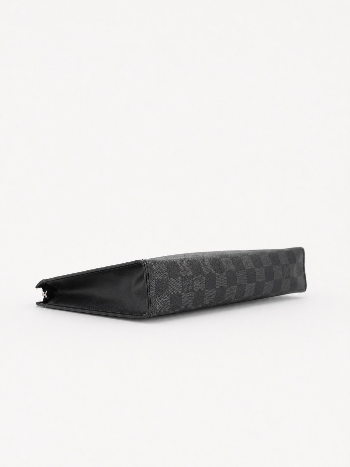Louis Vuitton Pochette Voyage MM