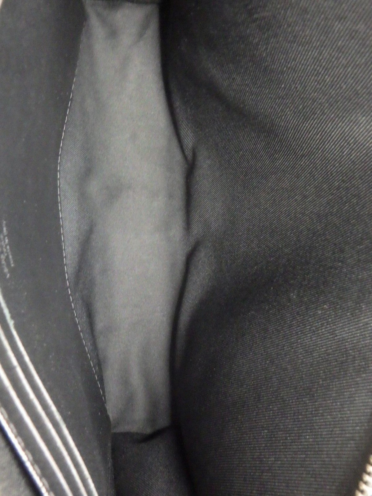 Louis Vuitton Pochette Voyage MM