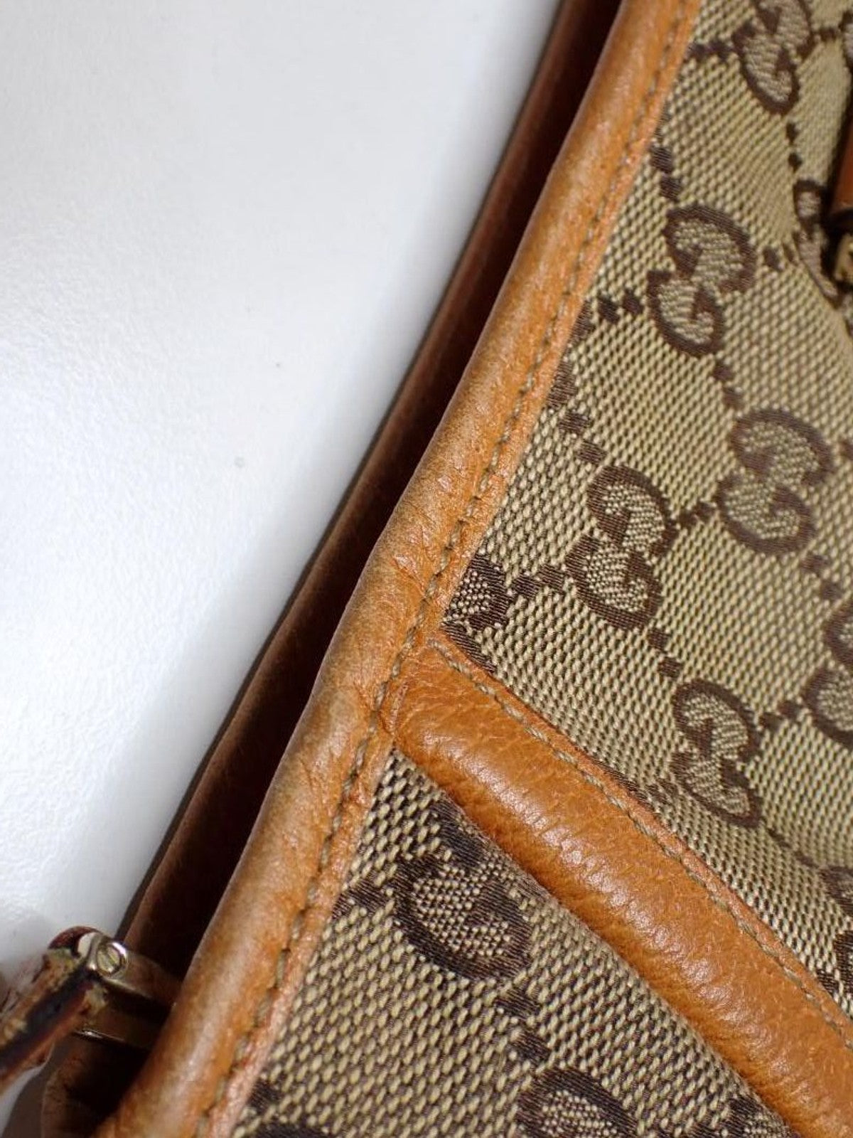 Gucci Abbey D-Ring Pochette