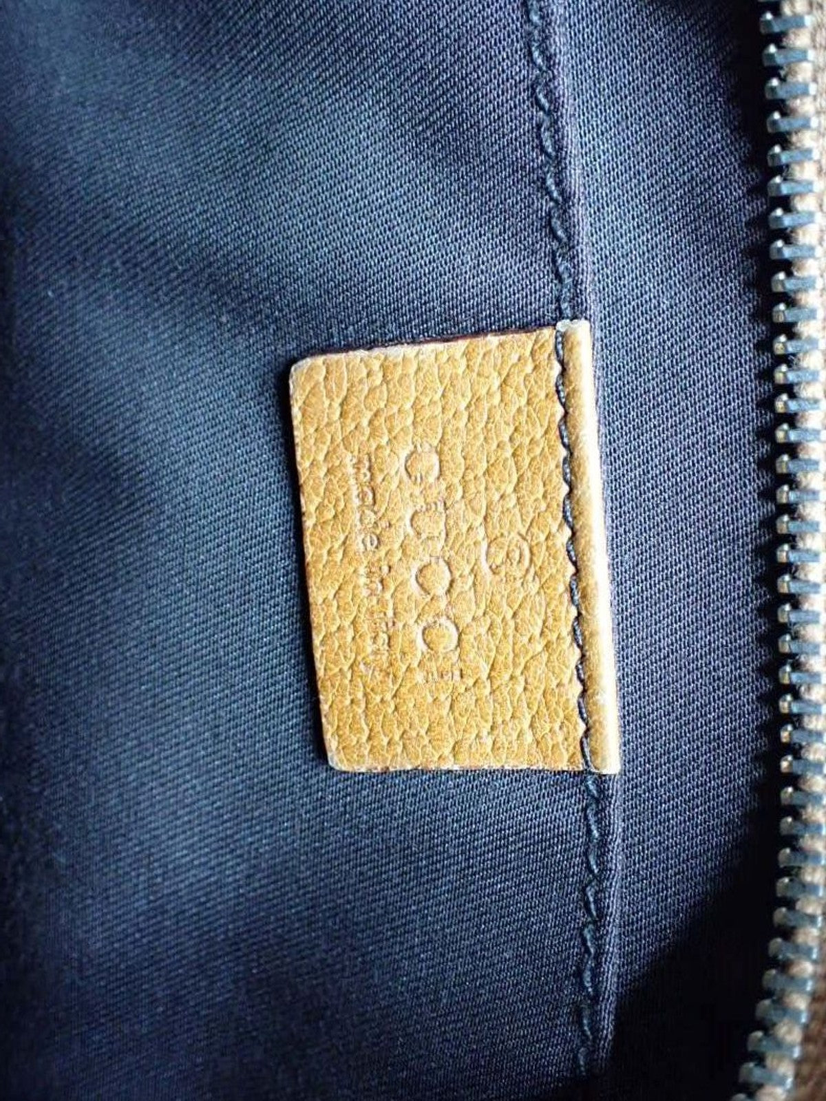 Gucci Abbey D-Ring Pochette