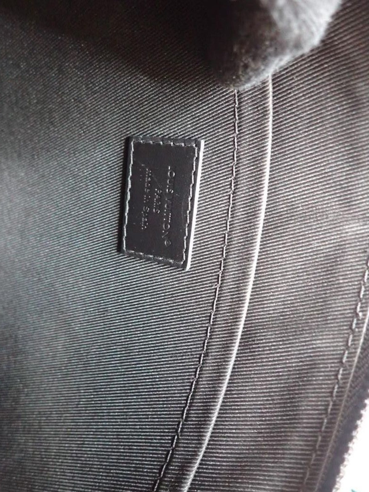 Louis Vuitton Pochette Voyage MM