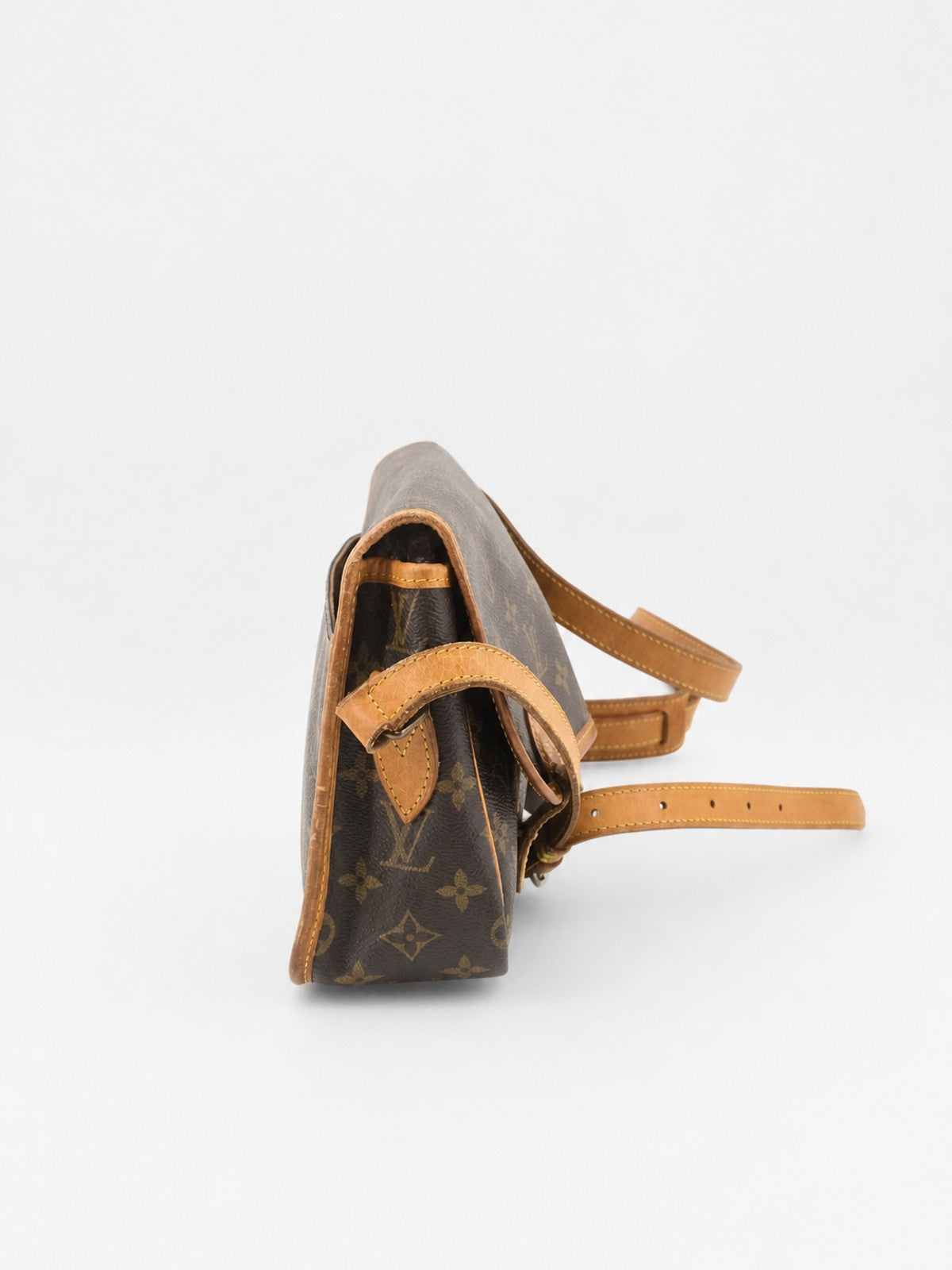 Louis Vuitton Gibeciere PM