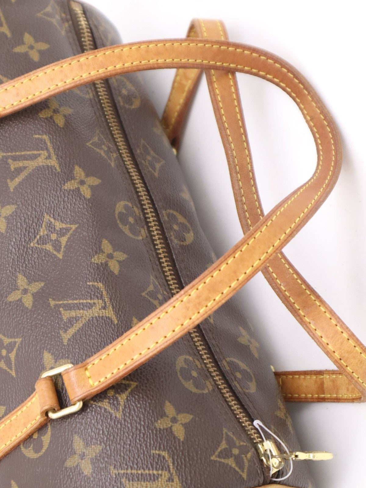 Louis Vuitton Papillon 26