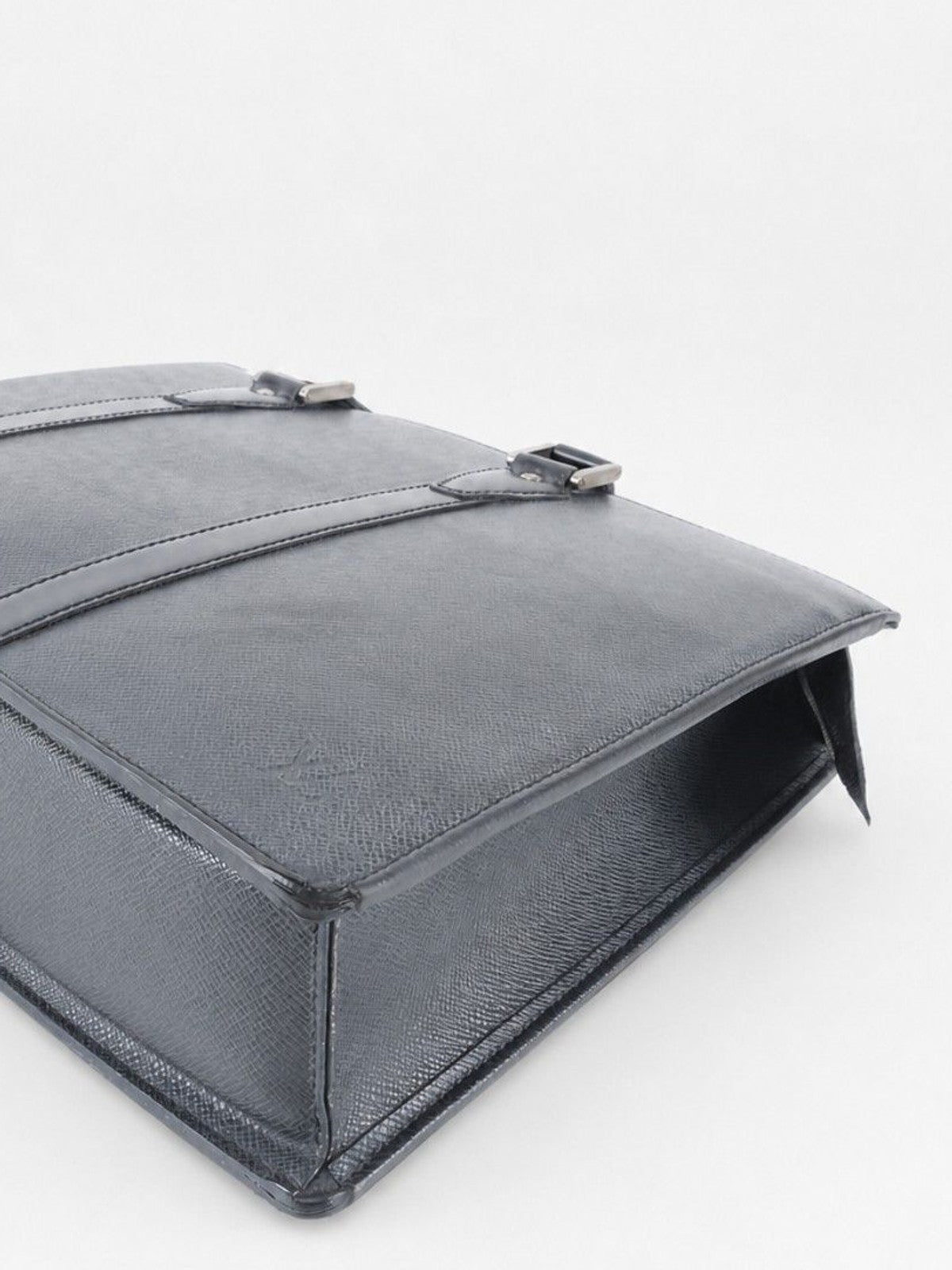 Louis Vuitton Port Documents Voyage GM