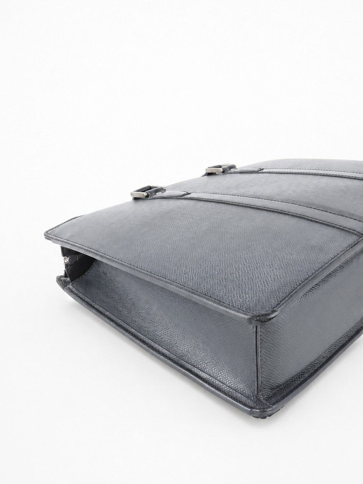 Louis Vuitton Port Documents Voyage GM