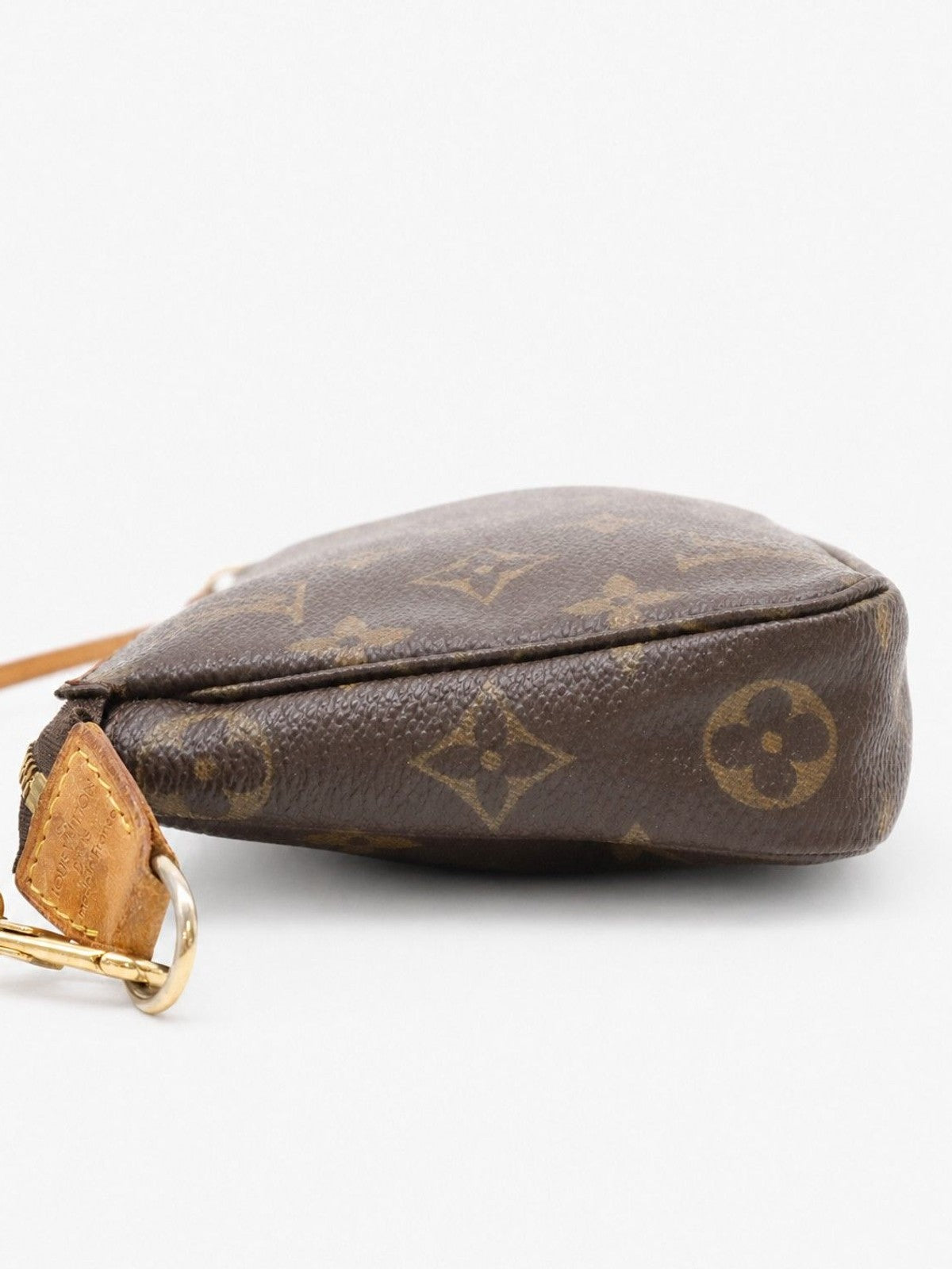 Louis Vuitton Accessories Pochette
