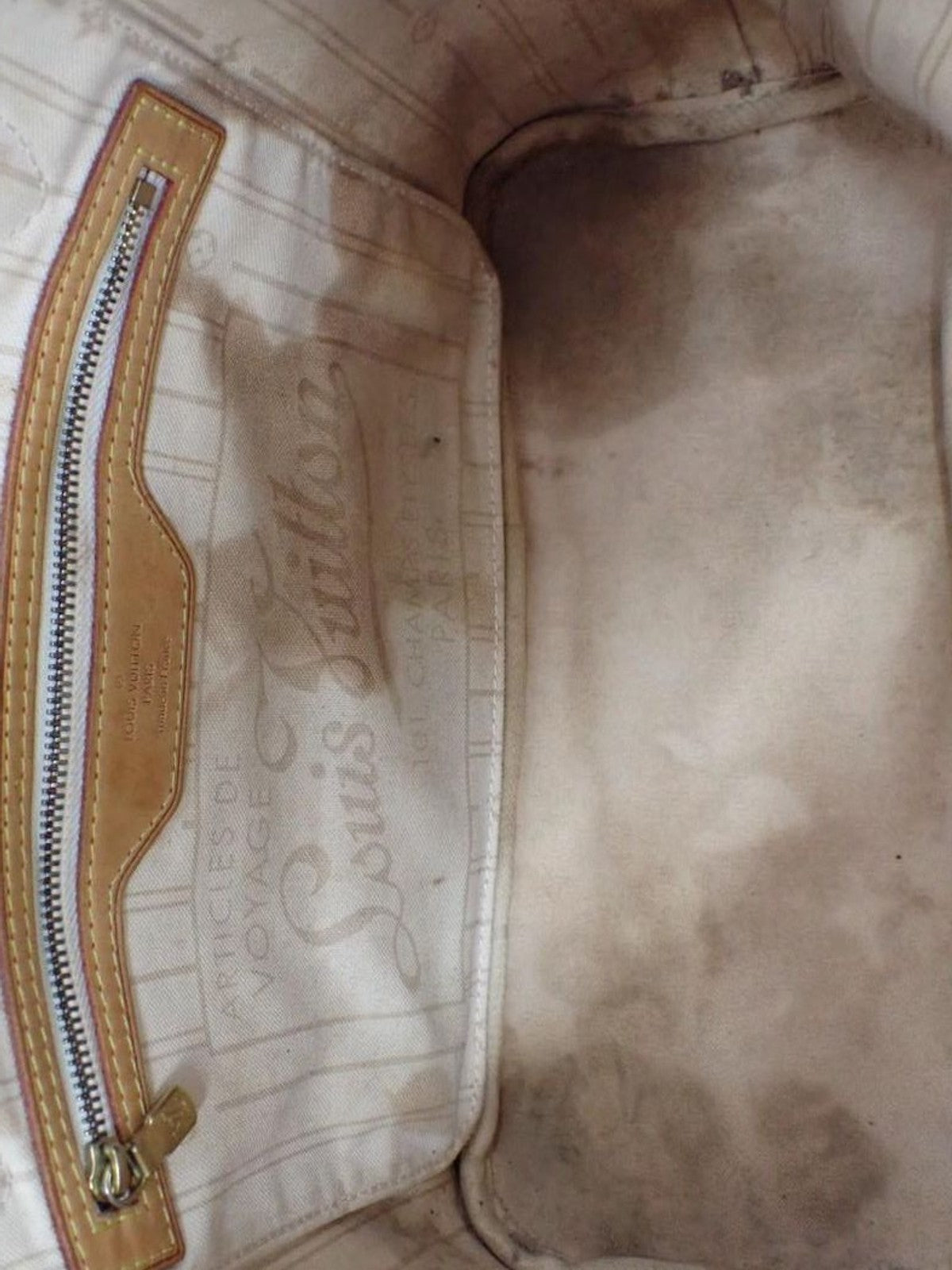Louis Vuitton Neverfull PM